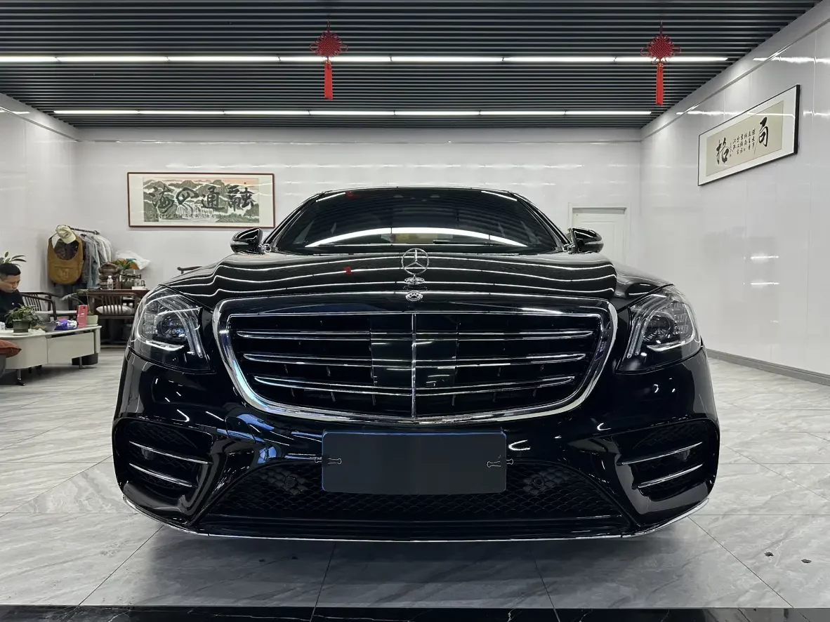 Mercedes-Benz S Class