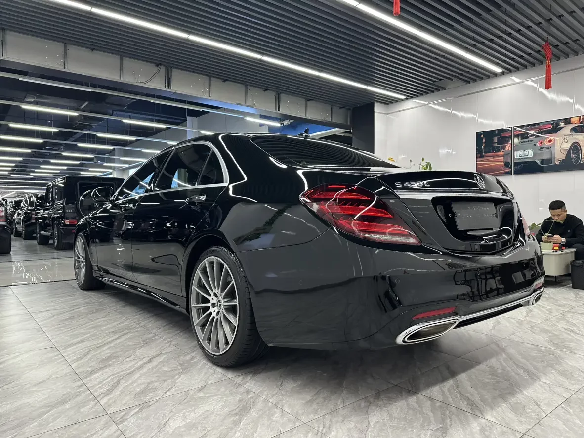 Mercedes-Benz S Class