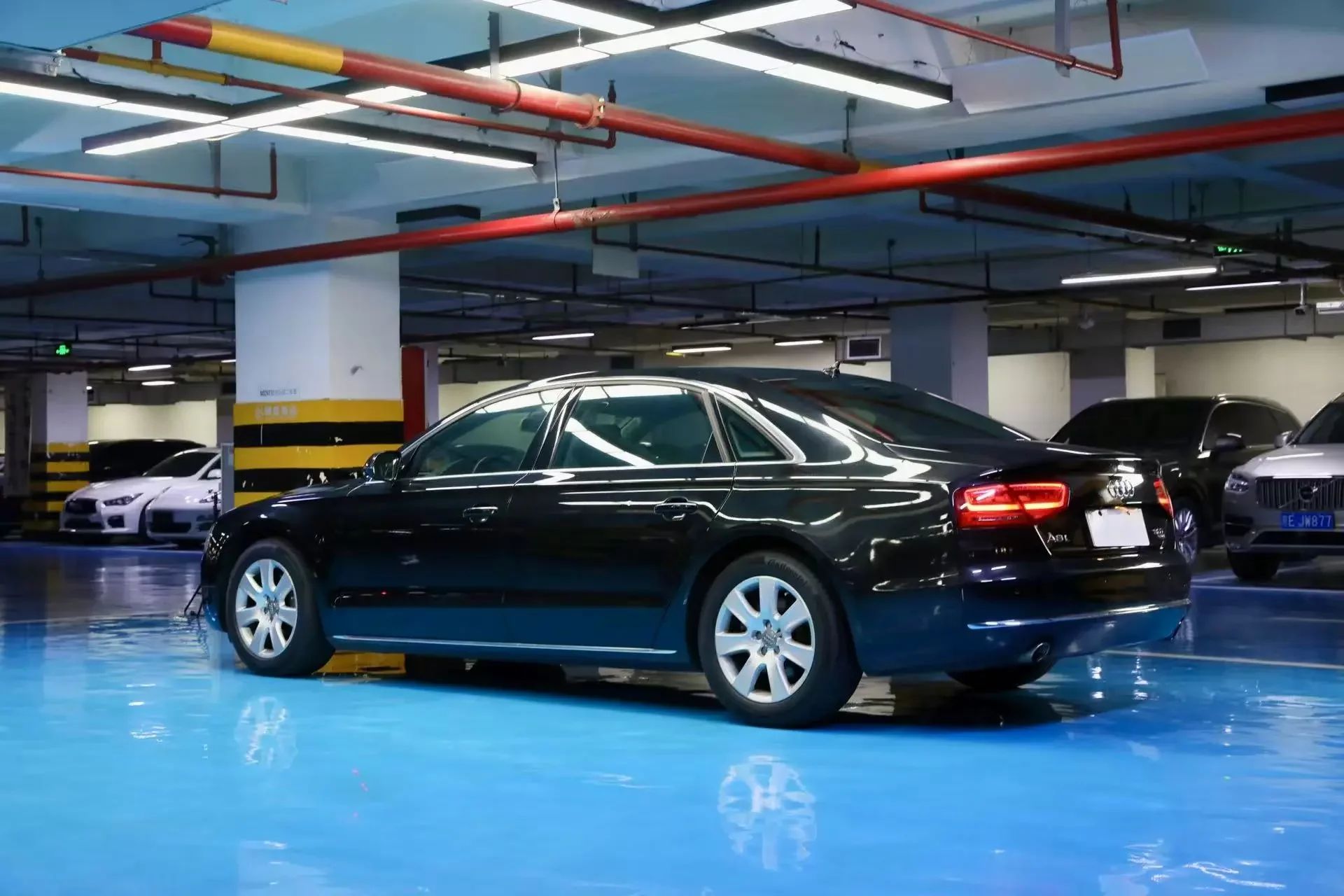 Audi A8