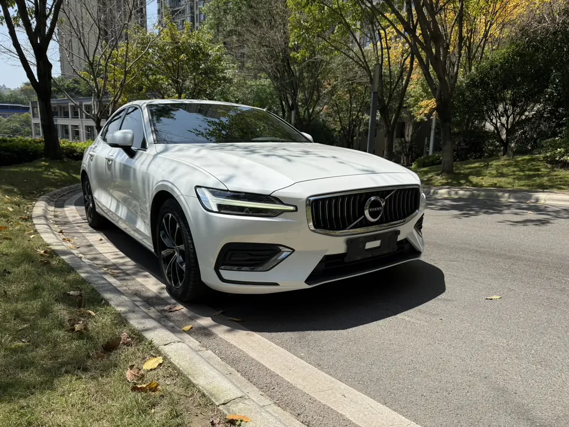 Volvo S60