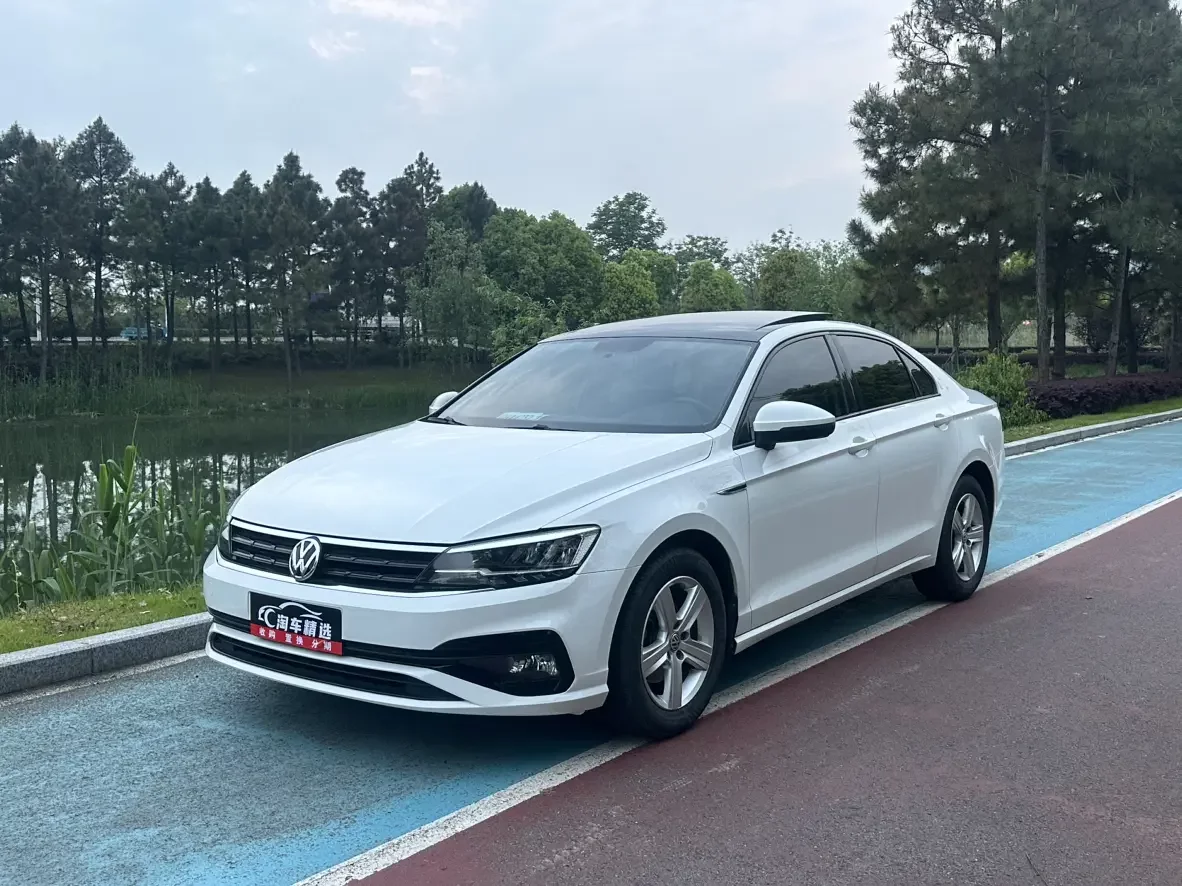 Volkswagen Lamando