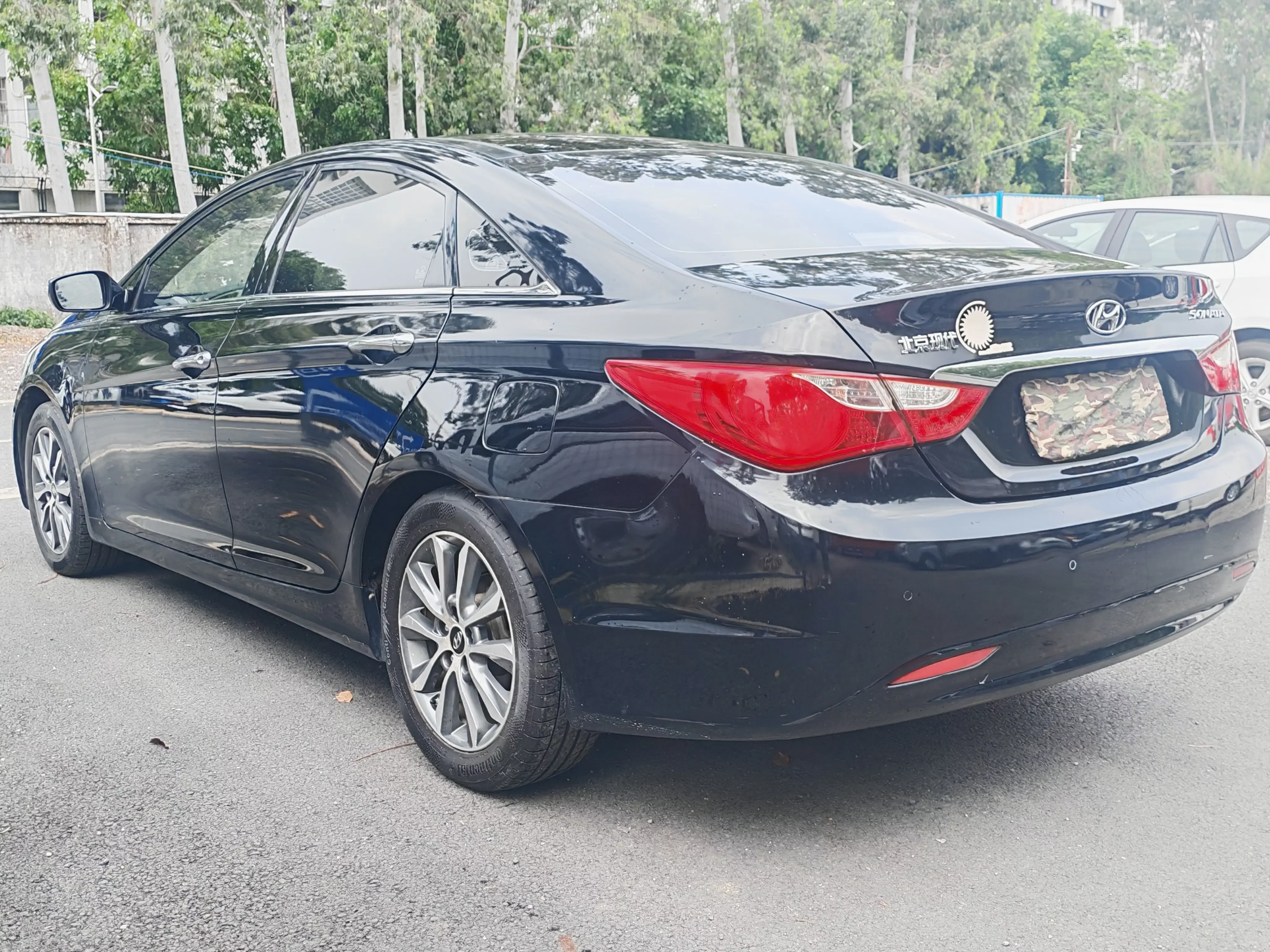 Hyundai sonata eight