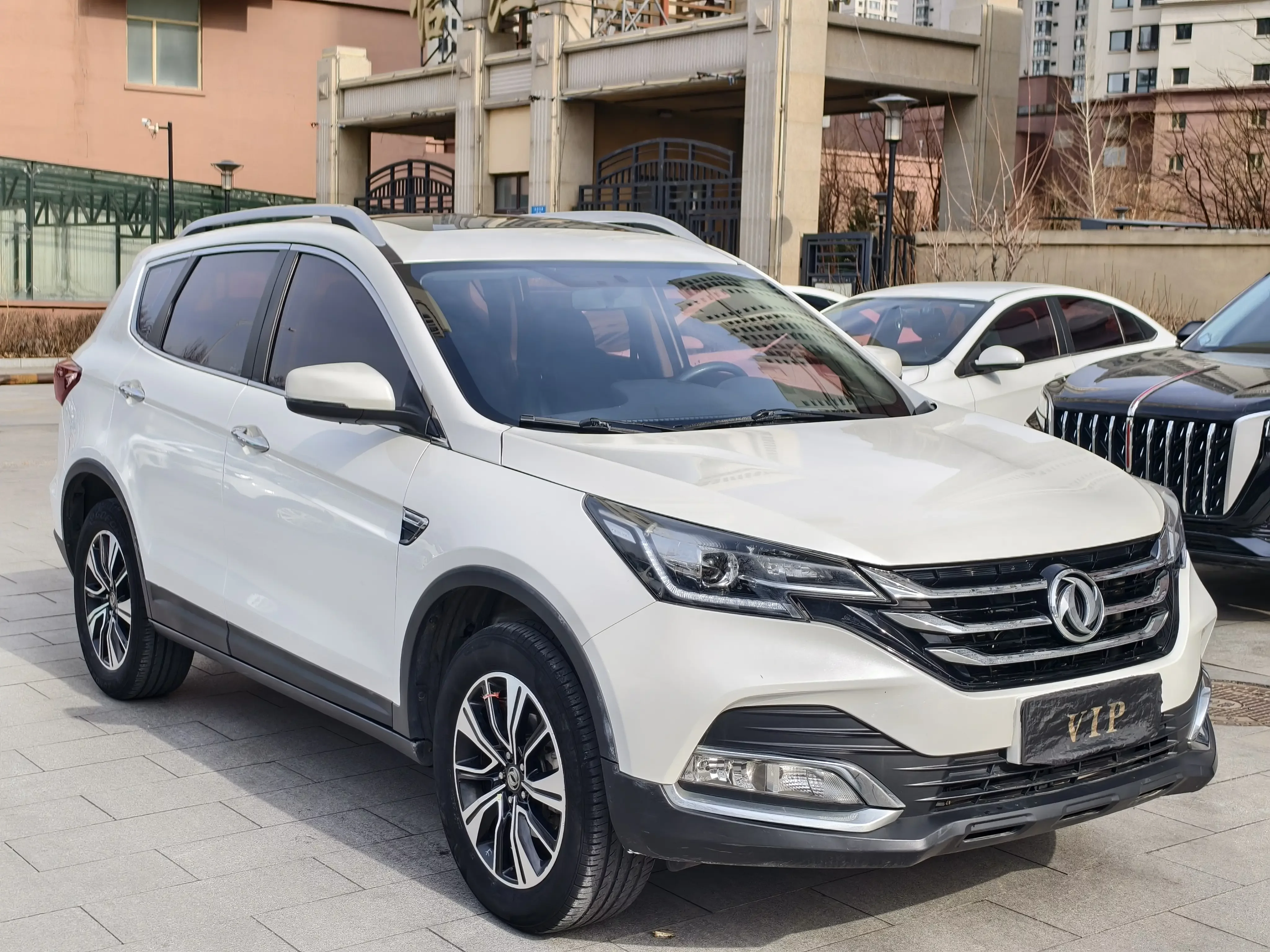 Dongfeng Fengshen AX7