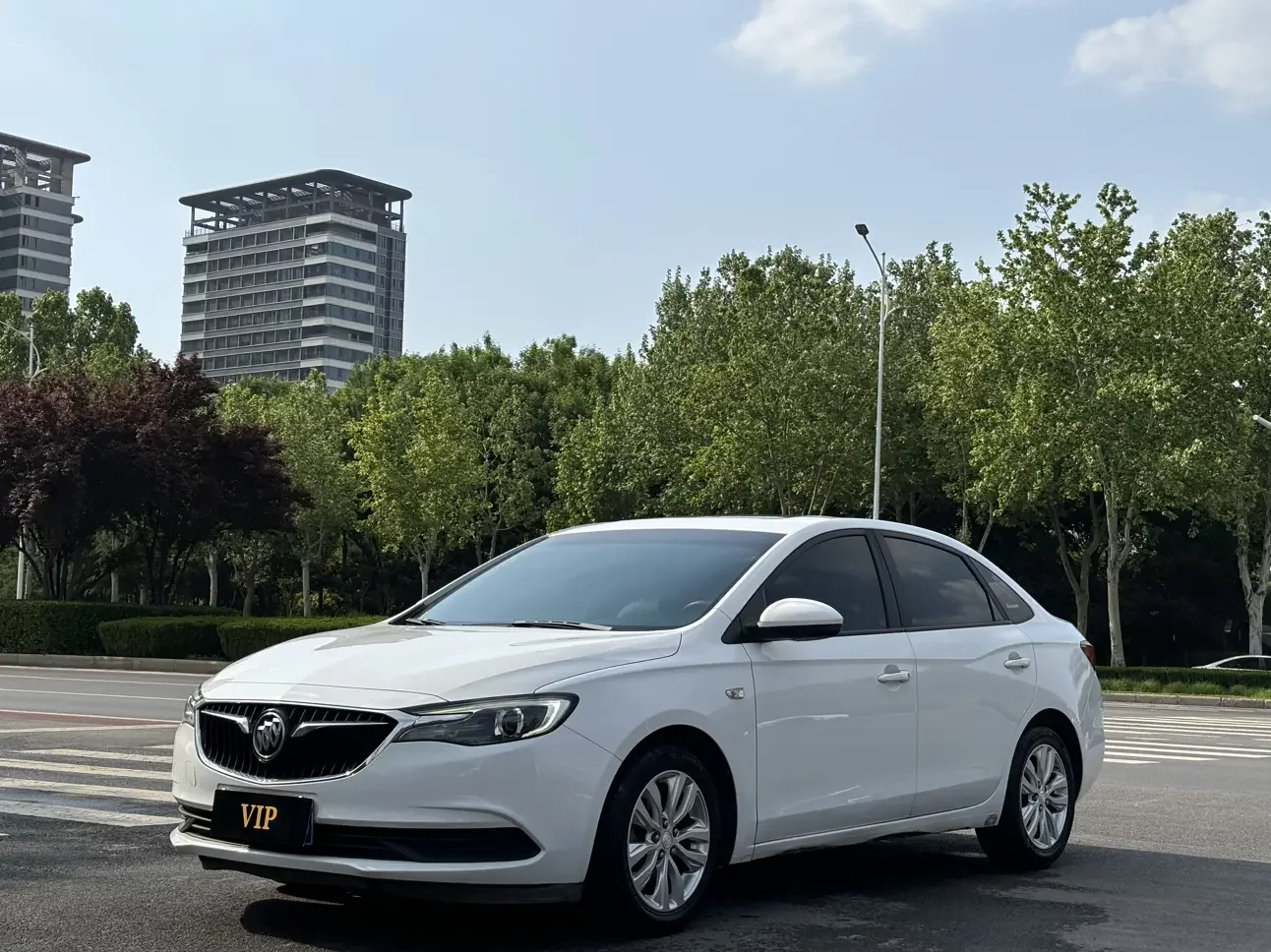 Buick Yinglang