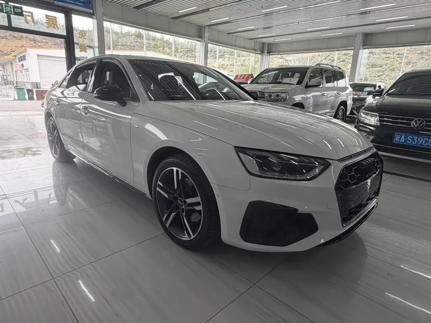 Audi A4L