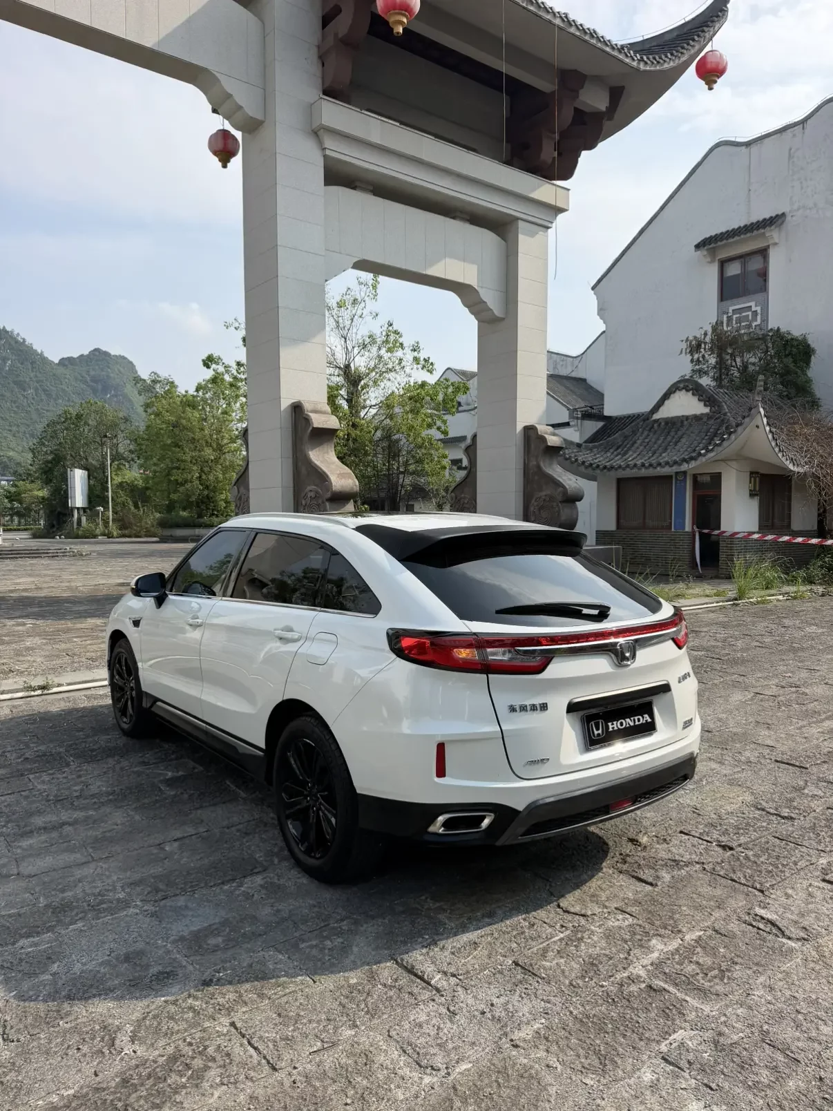 Honda UR-V