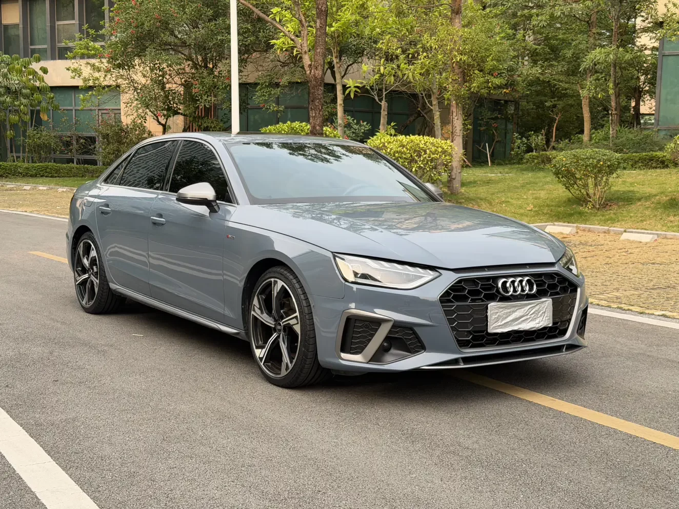 Audi A4L