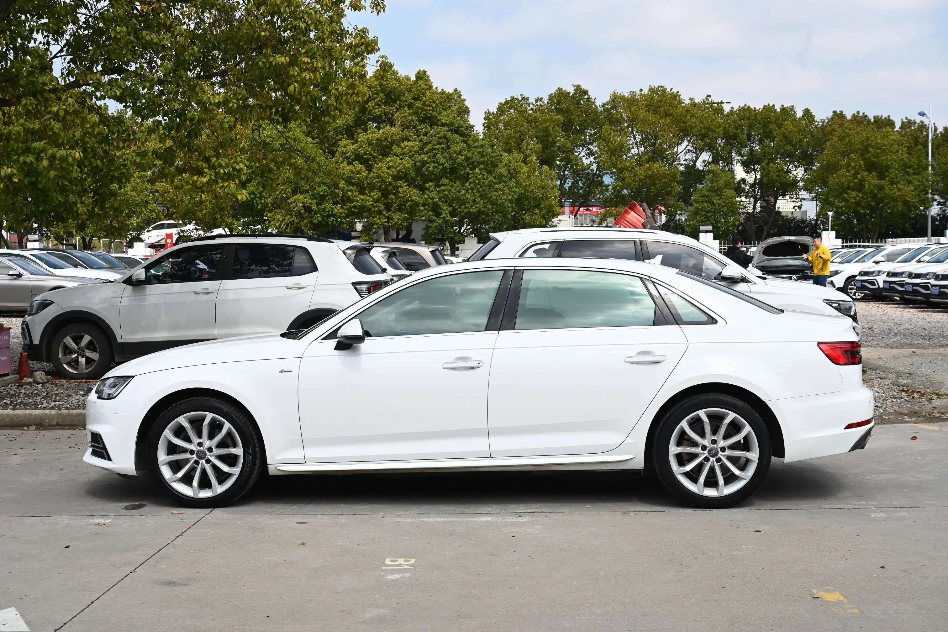 Audi A4L