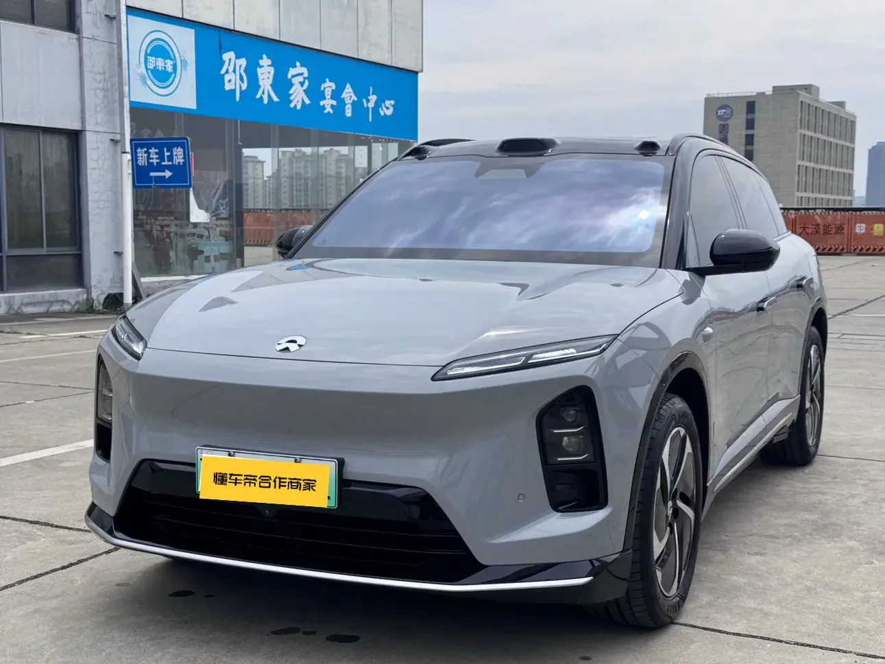 NIO ES6