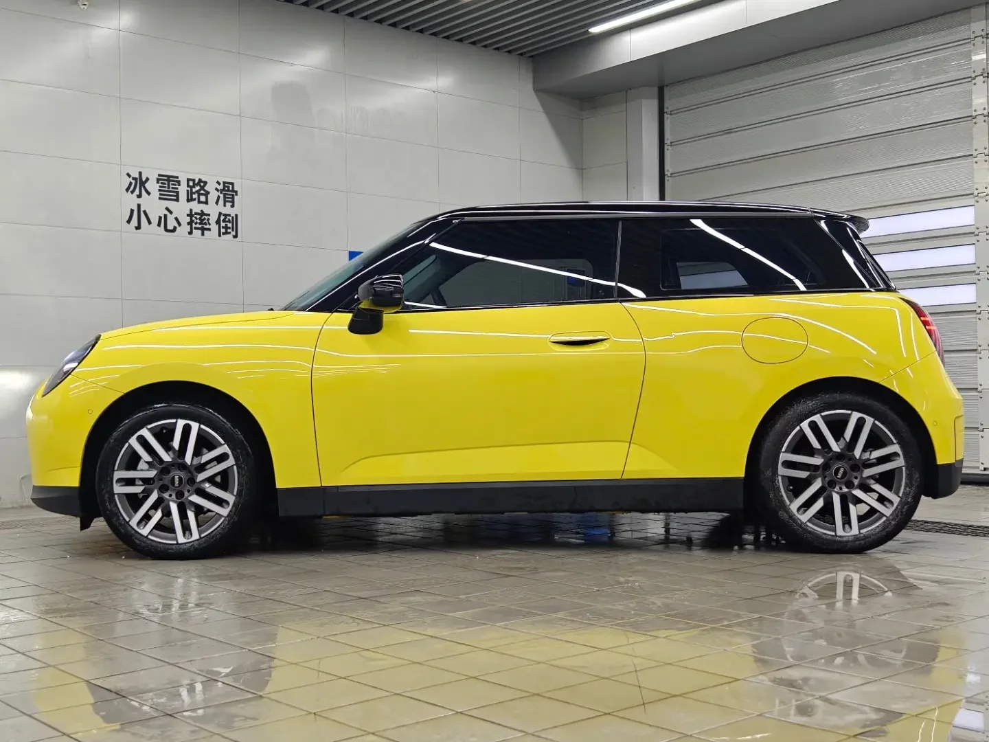 MINI ELECTRIC  COOPER