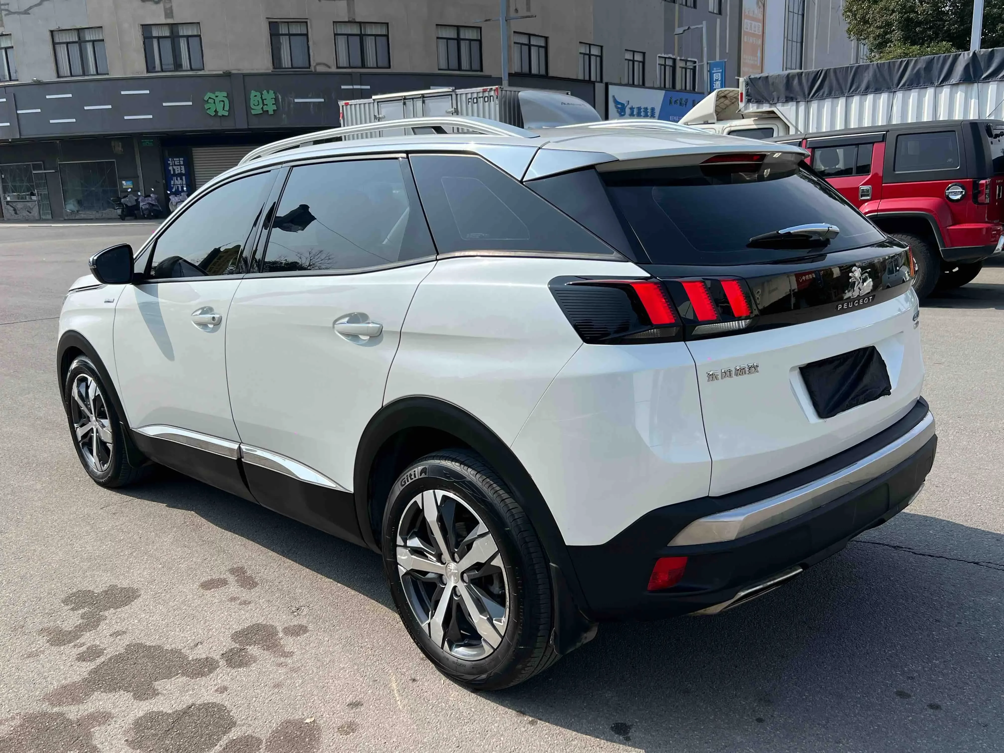 Peugeot 4008