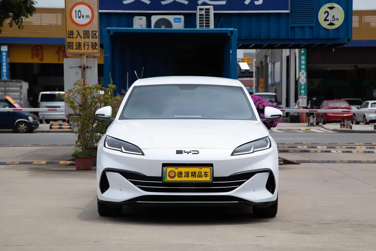 BYD Seal 06DM