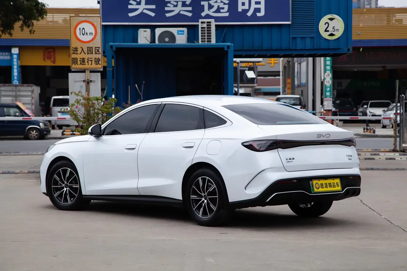 BYD Seal 06DM