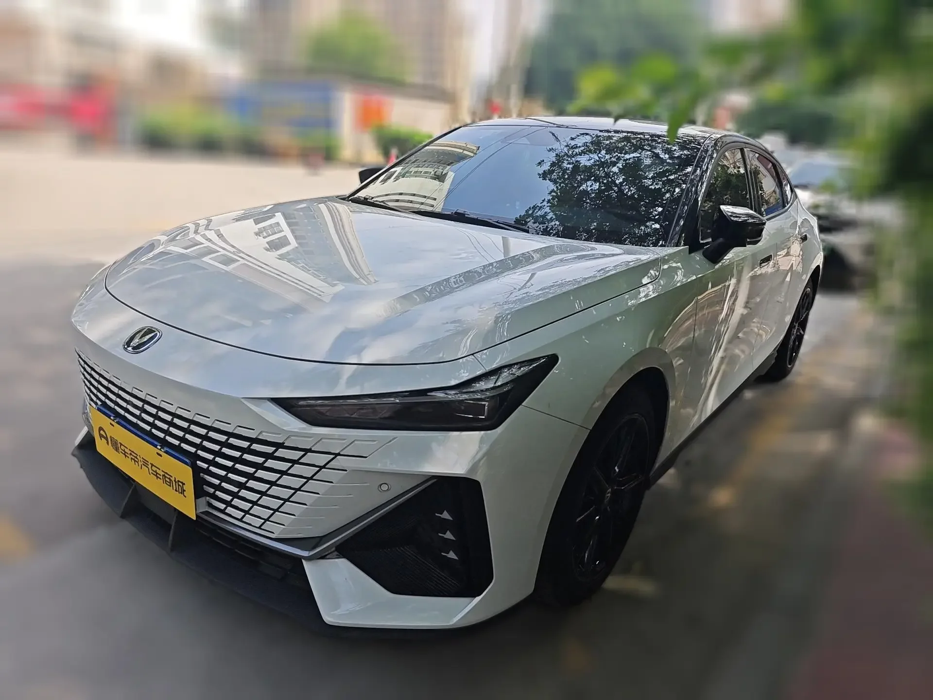 Changan UNI-V
