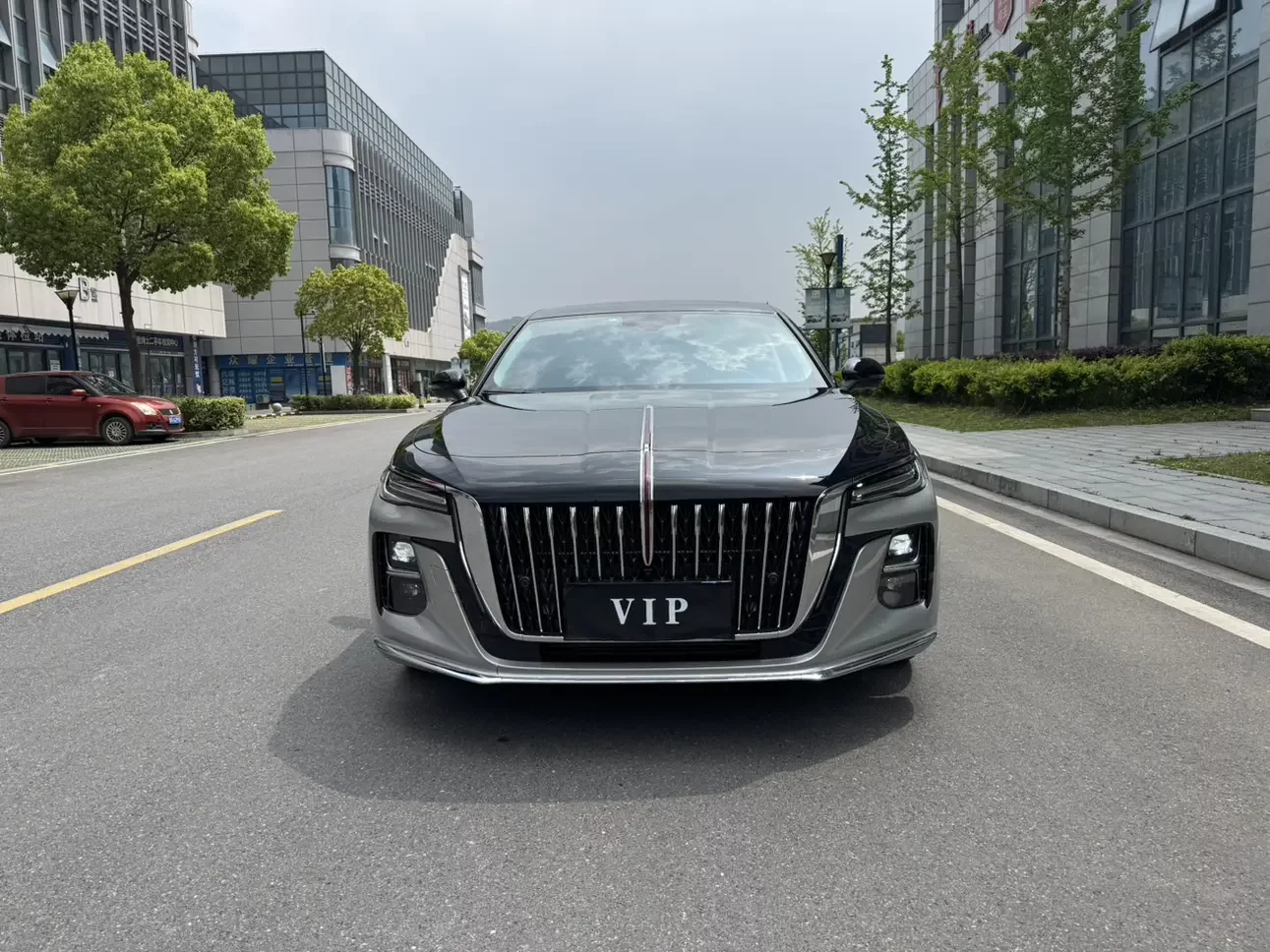 Hongqi H5