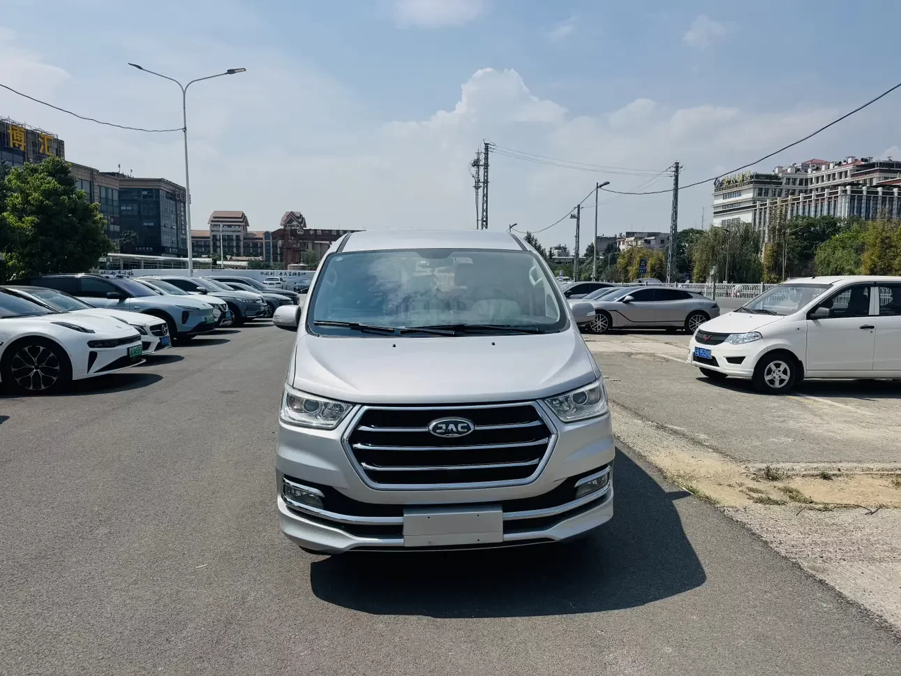 JAC Ruifeng M4