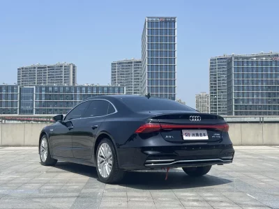 Audi A7L