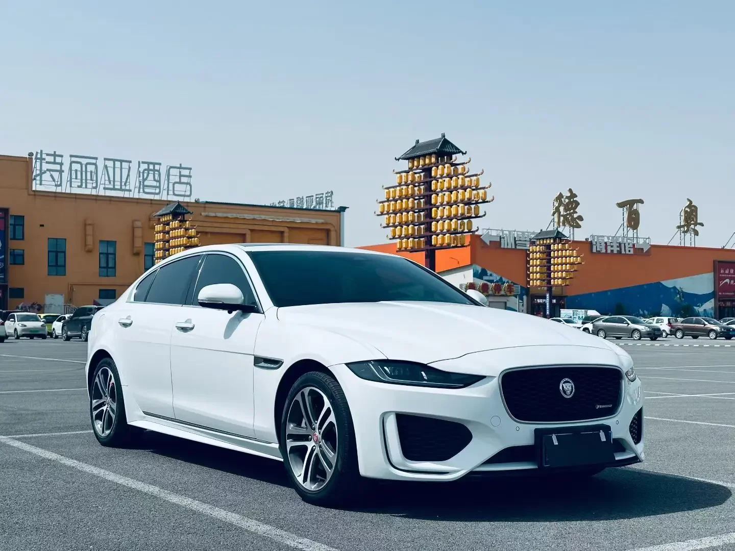 Jaguar XEL