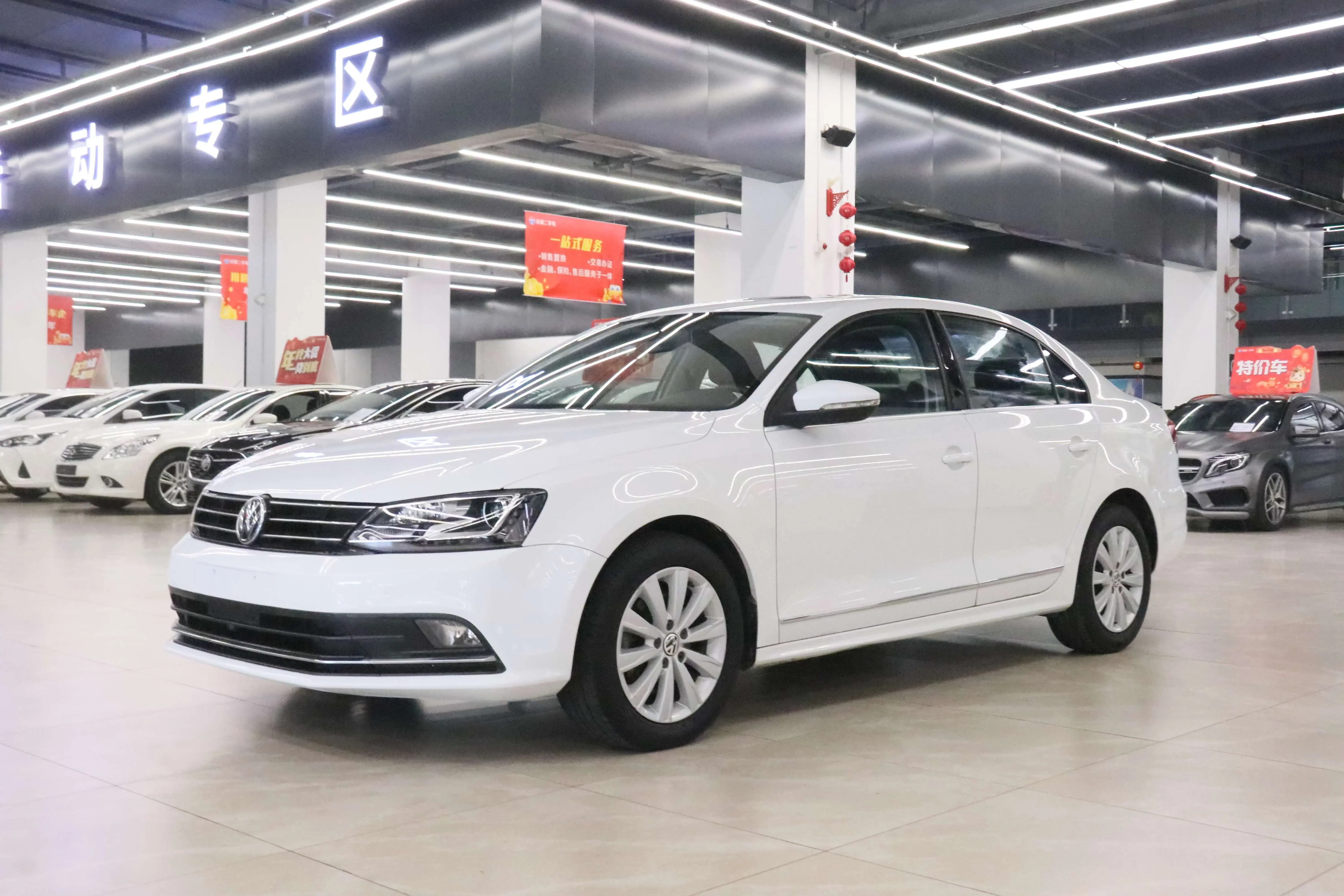 Volkswagen Sagitar