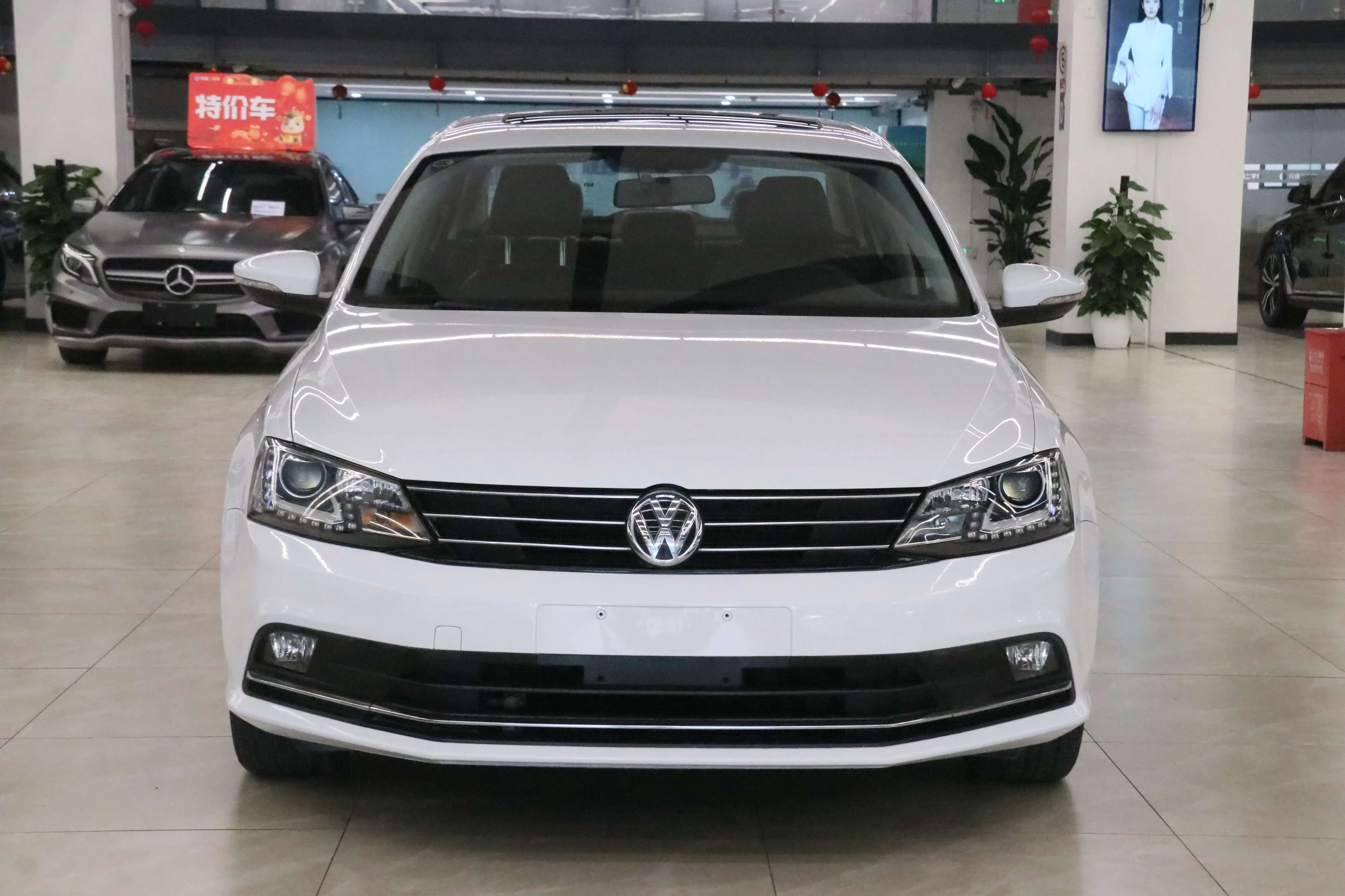 Volkswagen Sagitar