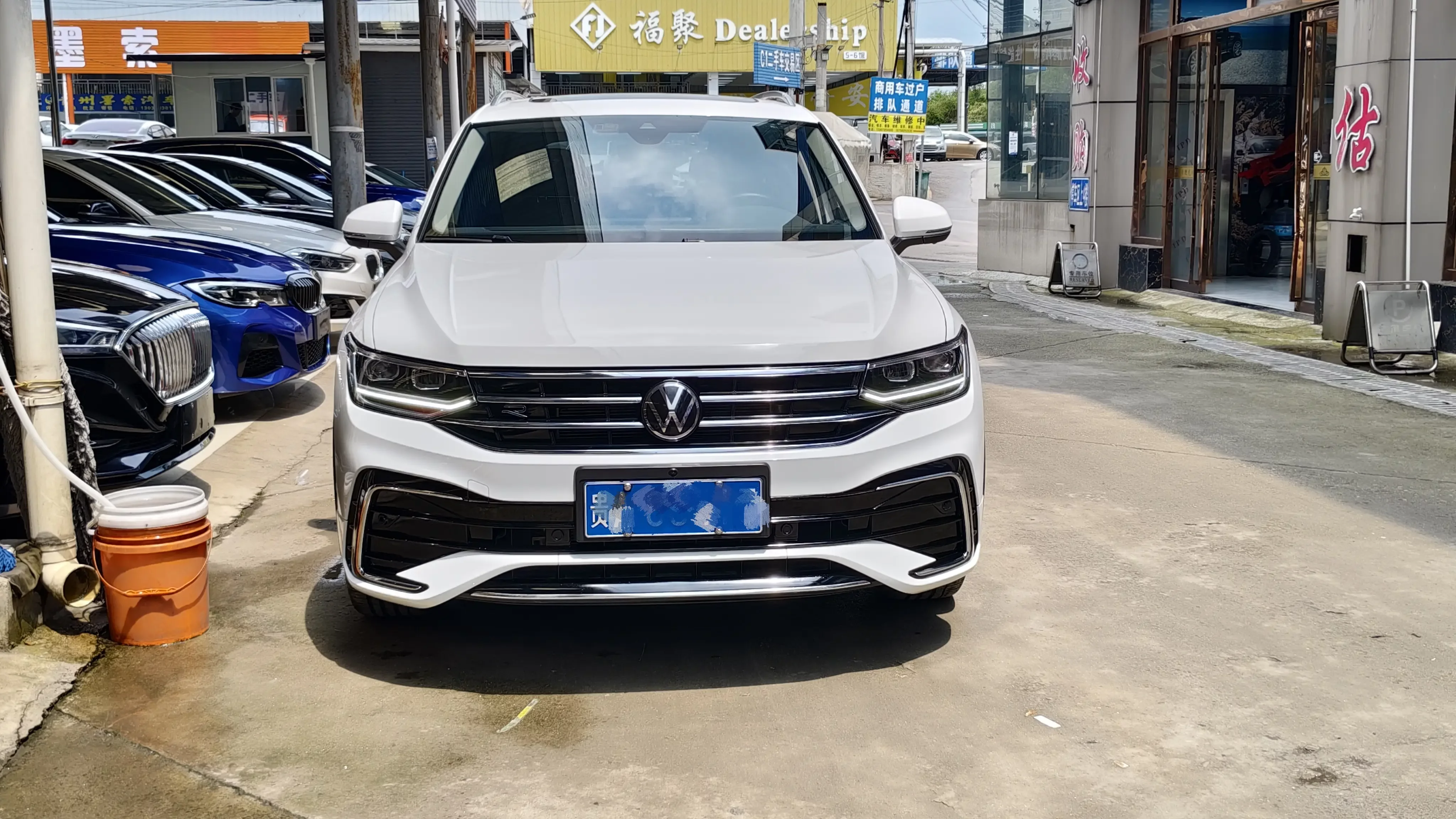 Volkswagen Tiguan L