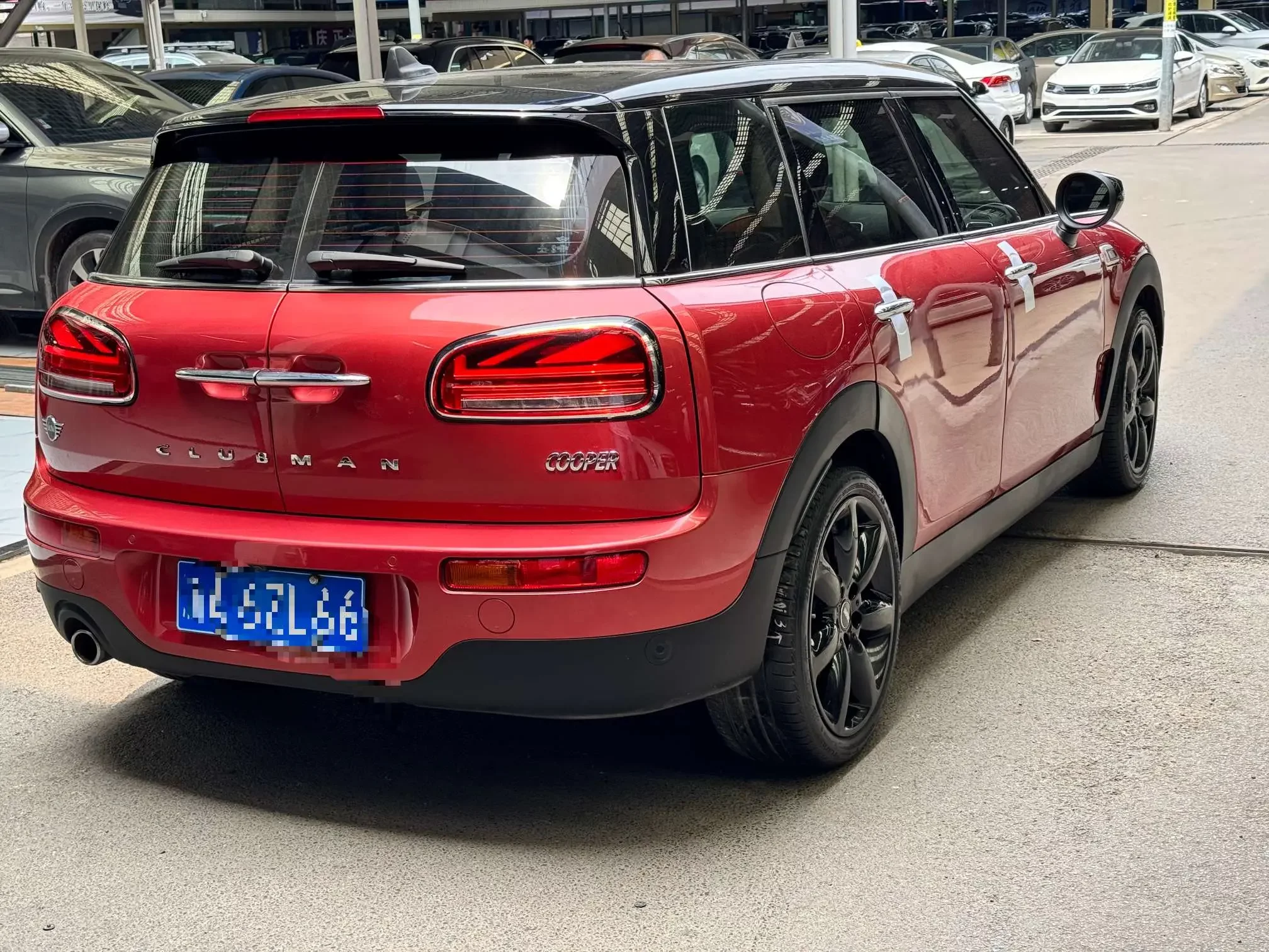 MINI CLUBMAN