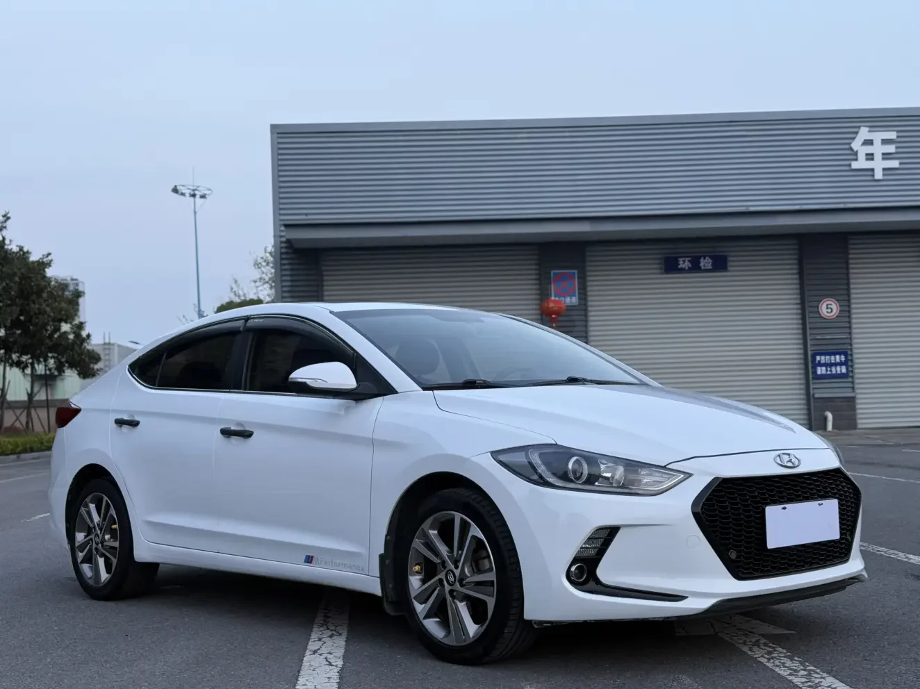 Hyundai lead