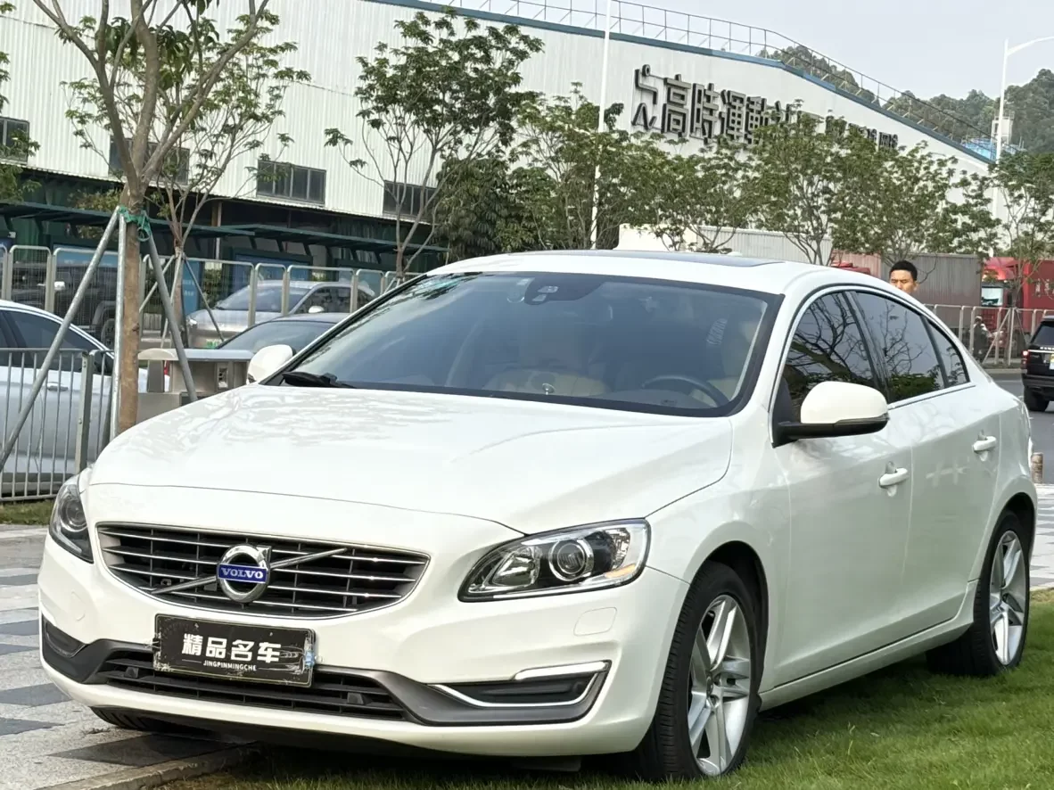 Volvo S60