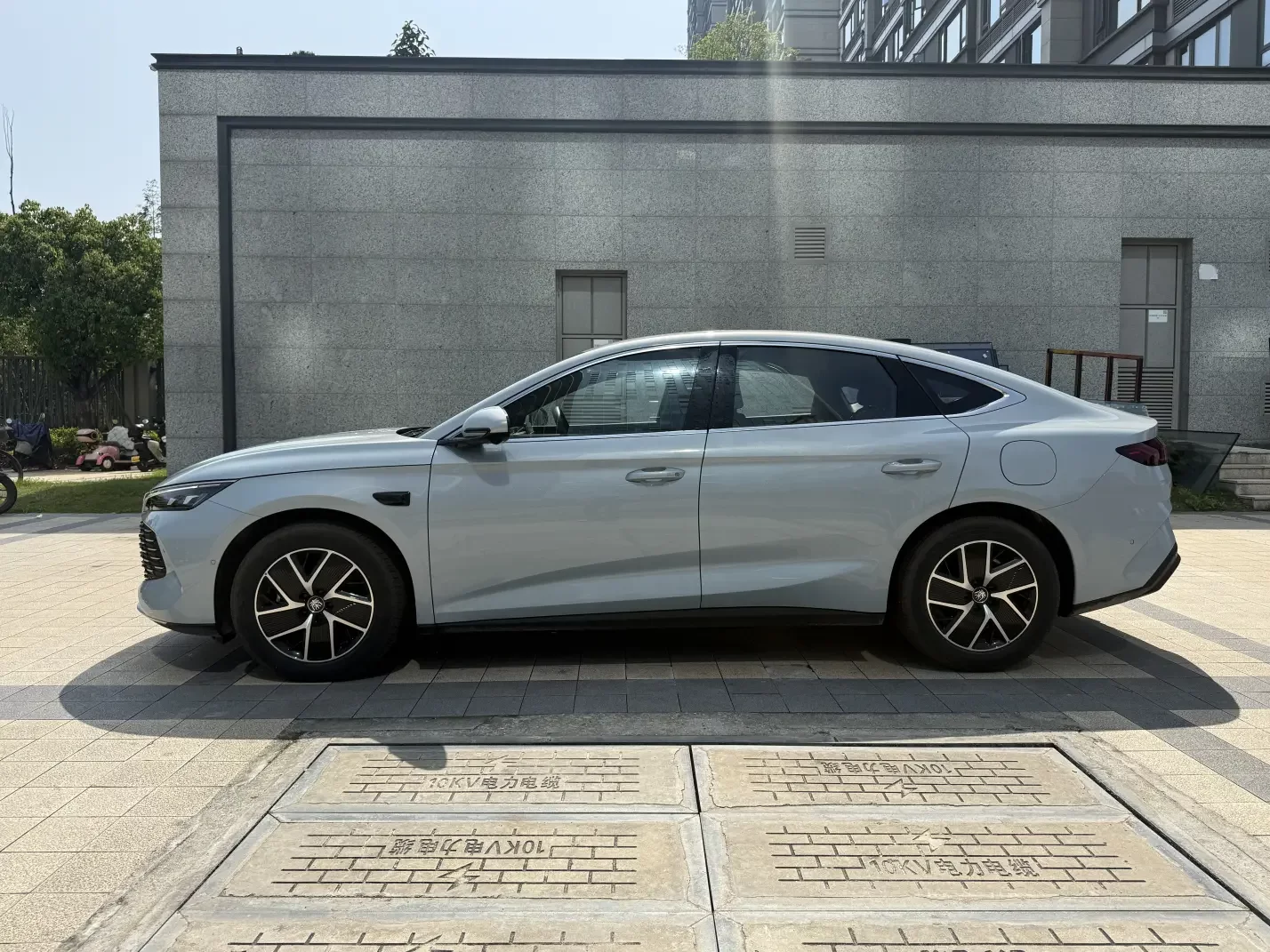 BYD Qin L DM