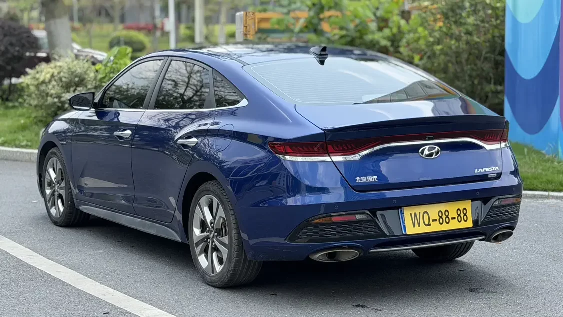 Hyundai Lafesta