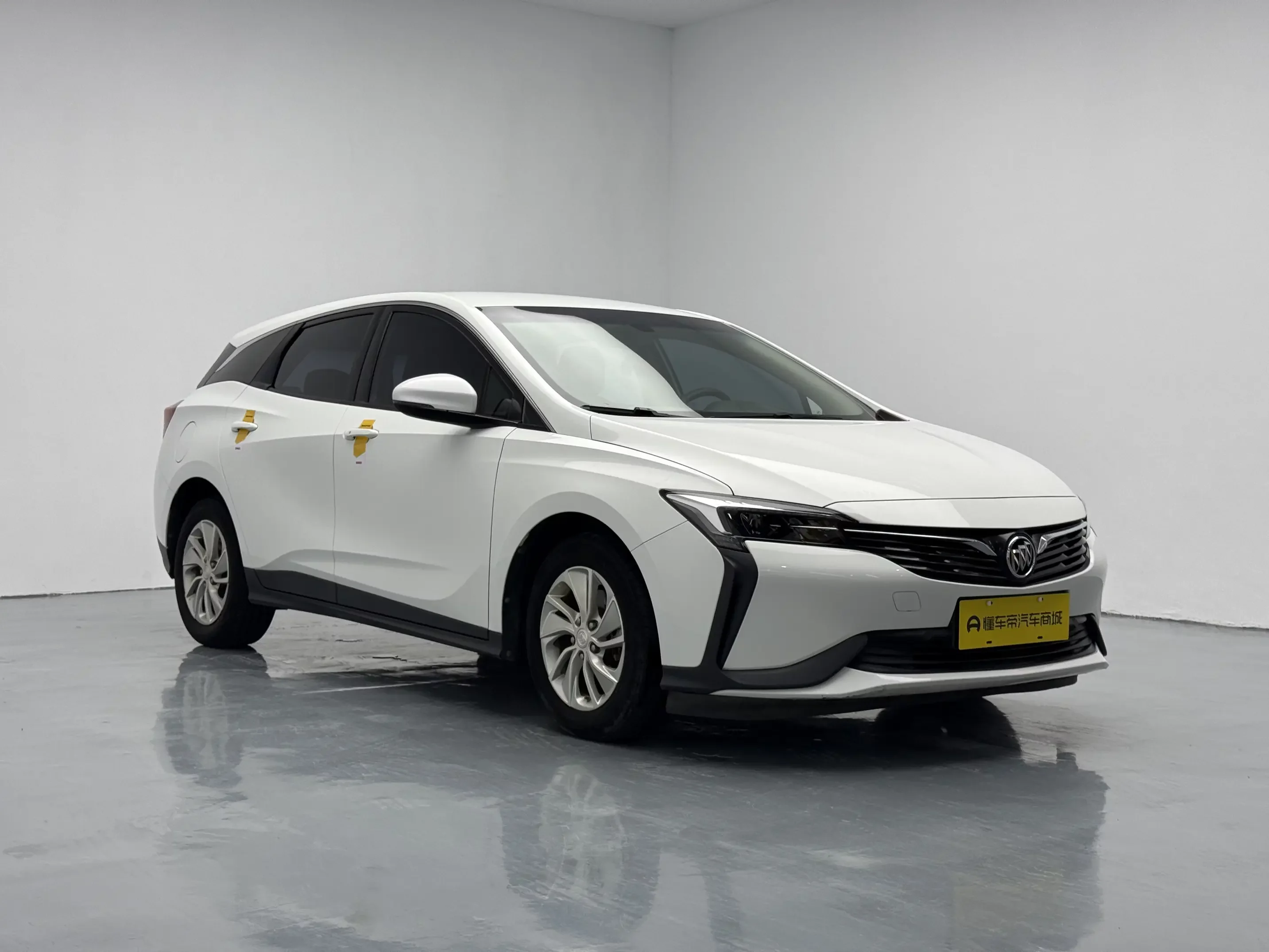 Buick Weilan 6 PHEV