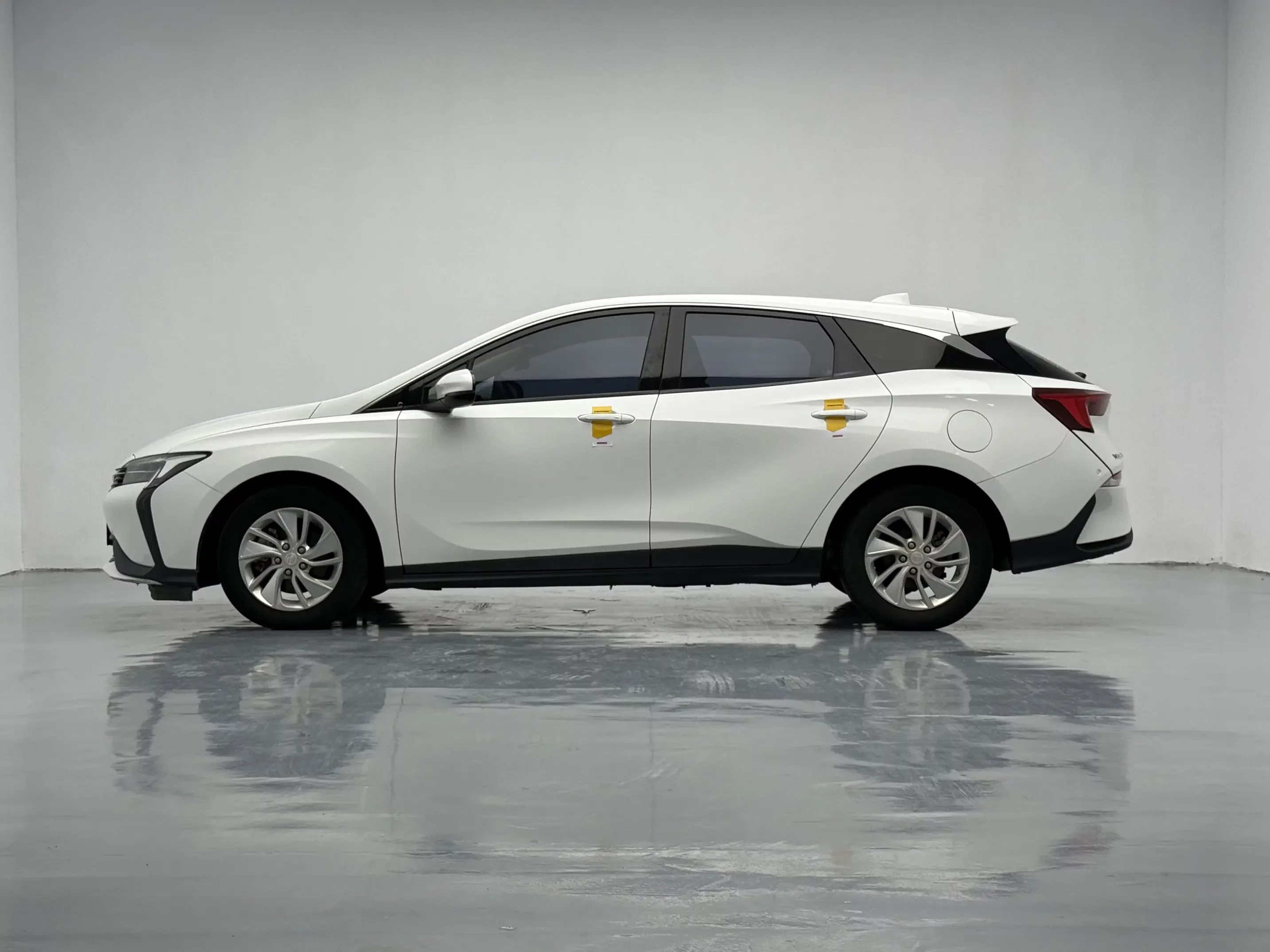 Buick Weilan 6 PHEV