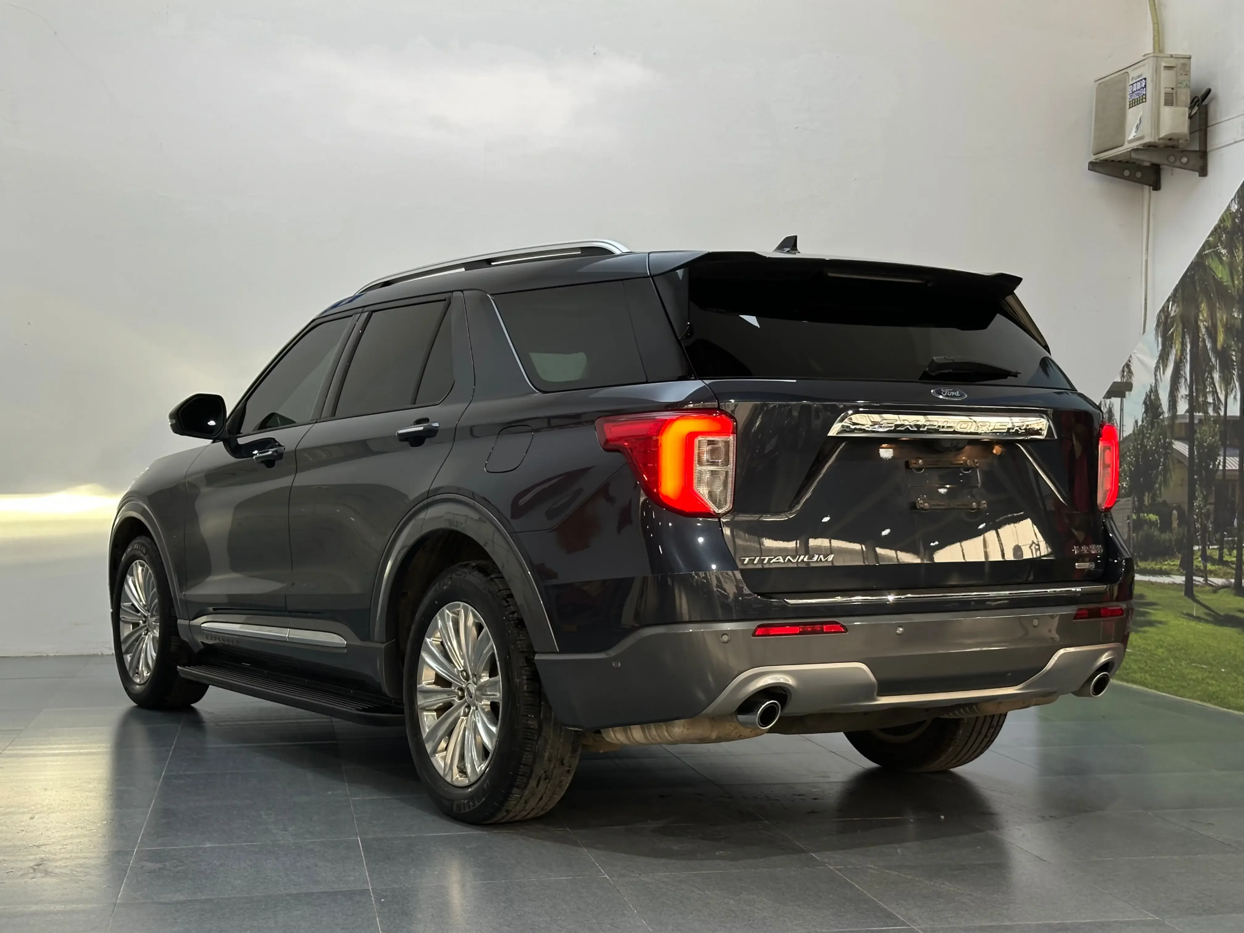 Ford Explorer