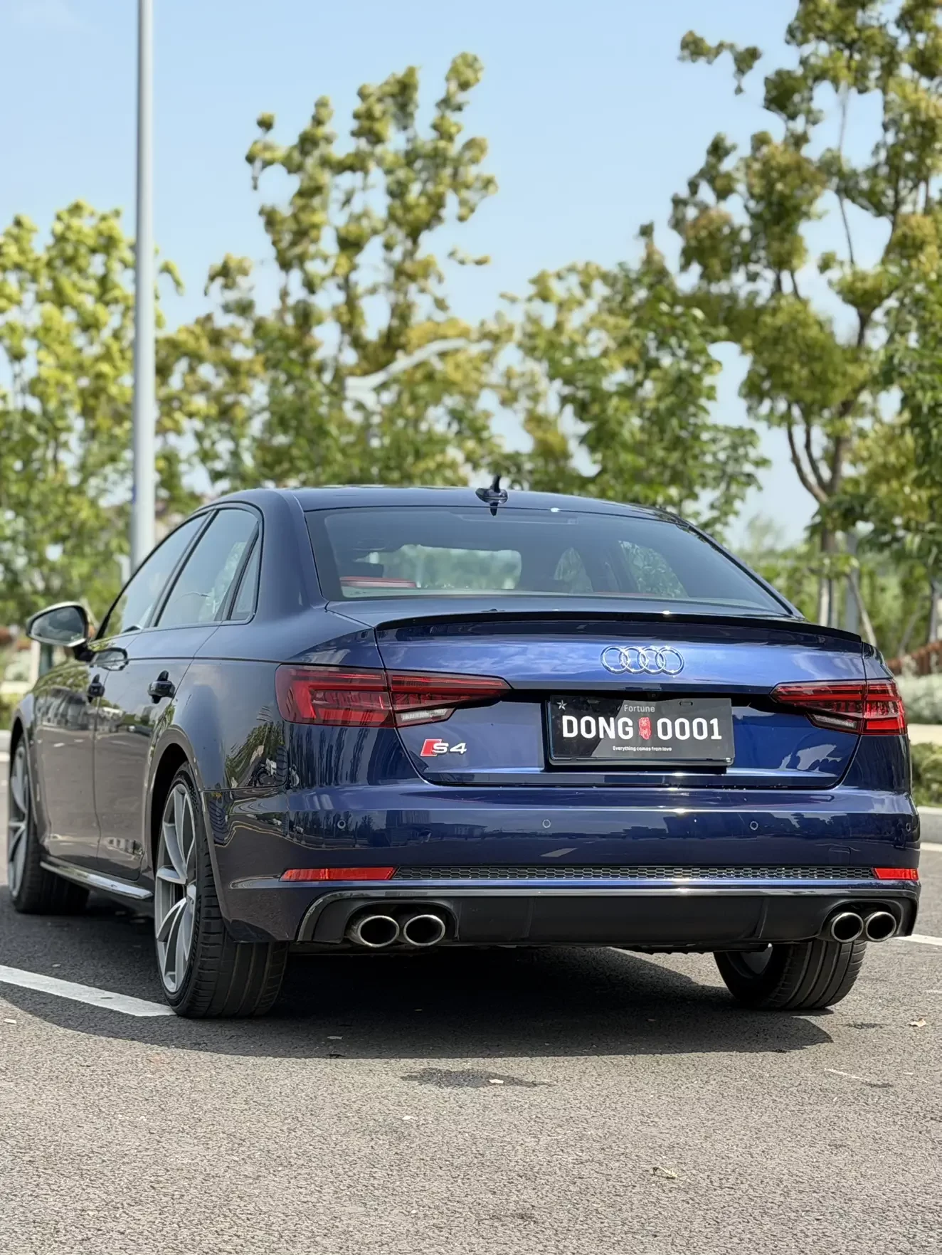 Audi S4