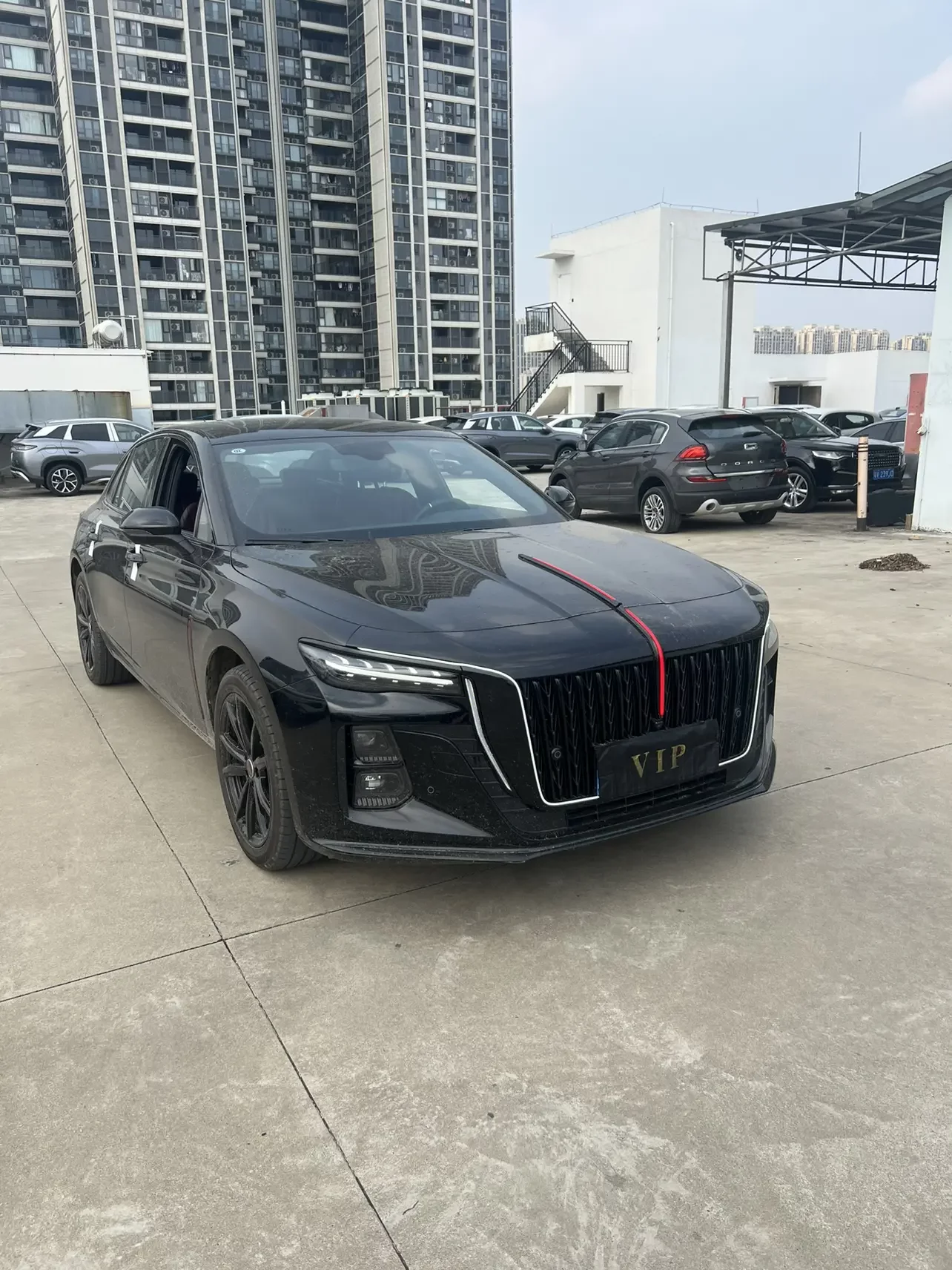 Hongqi H5