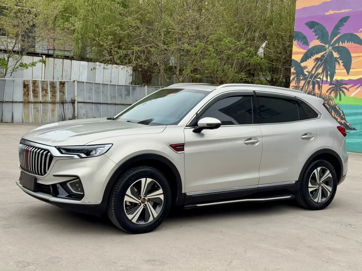 Hongqi HS5