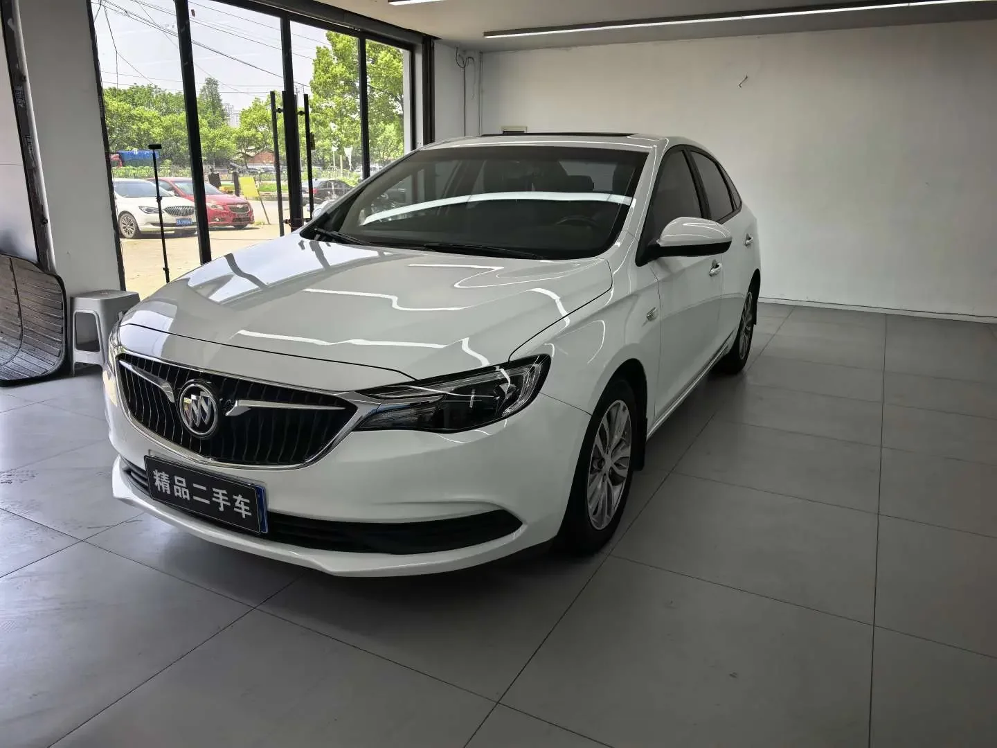 Buick Yinglang