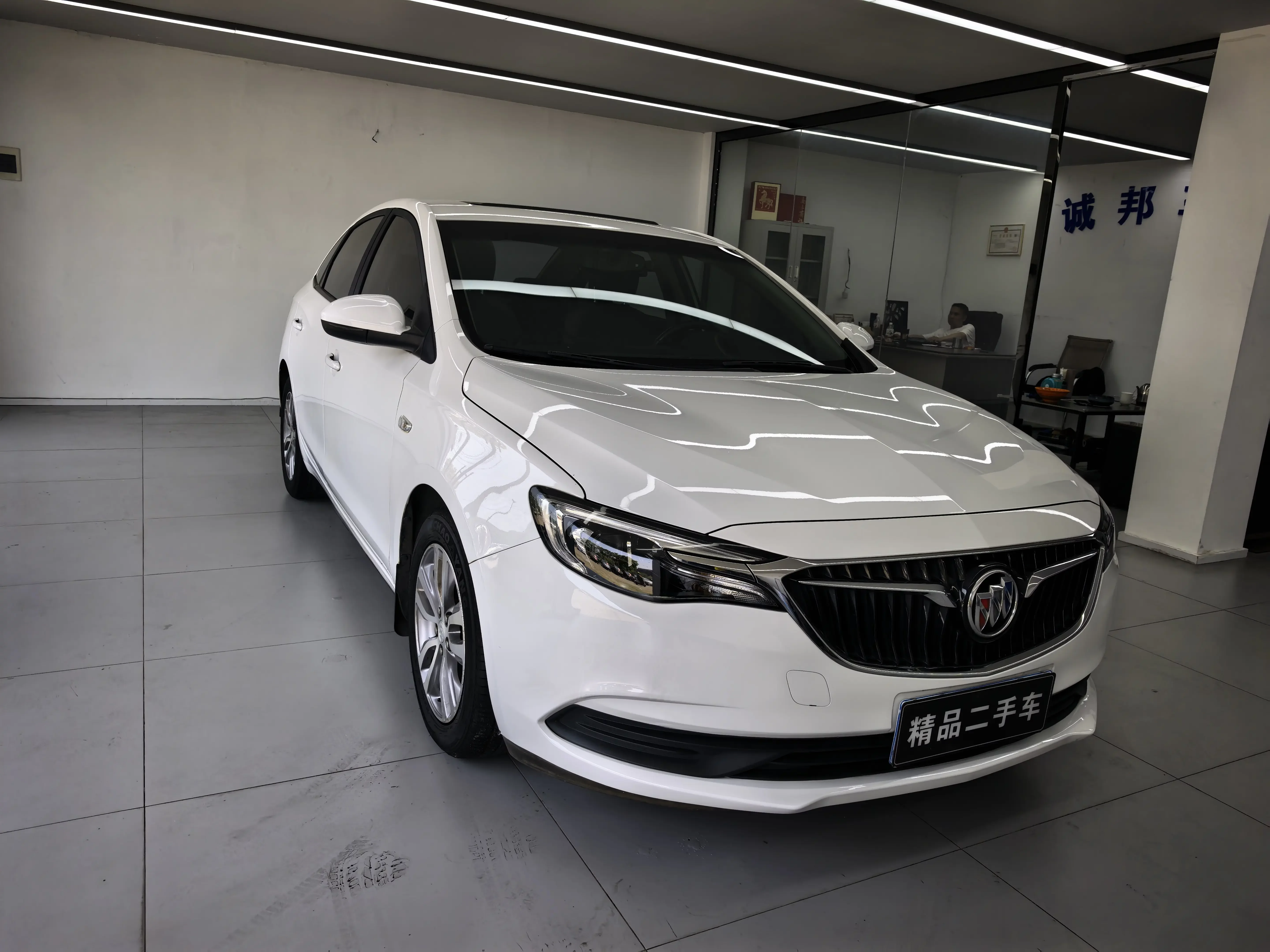 Buick Yinglang