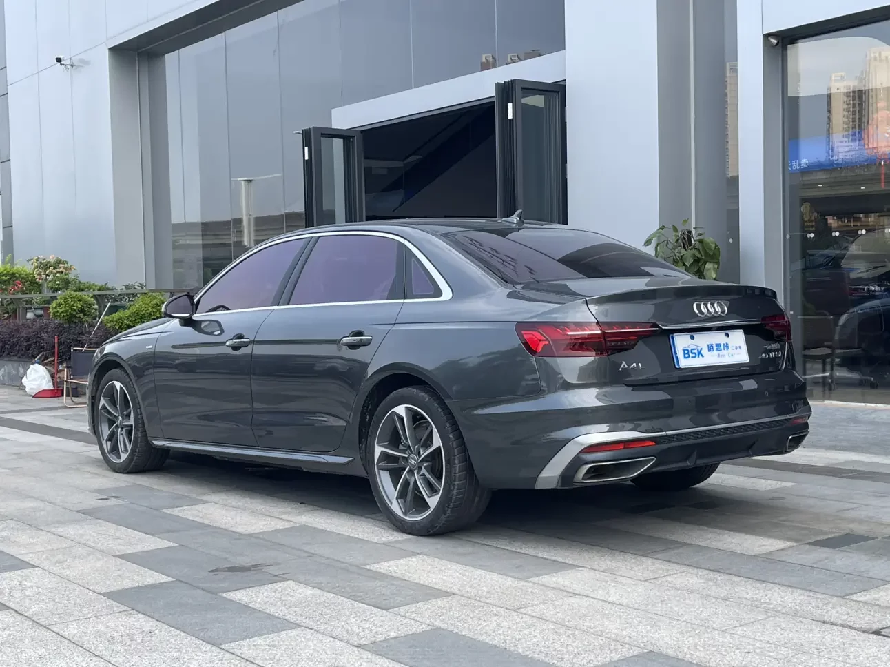 Audi A4L