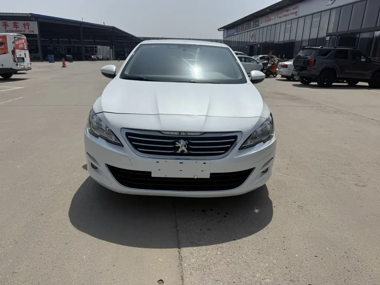 Peugeot 408