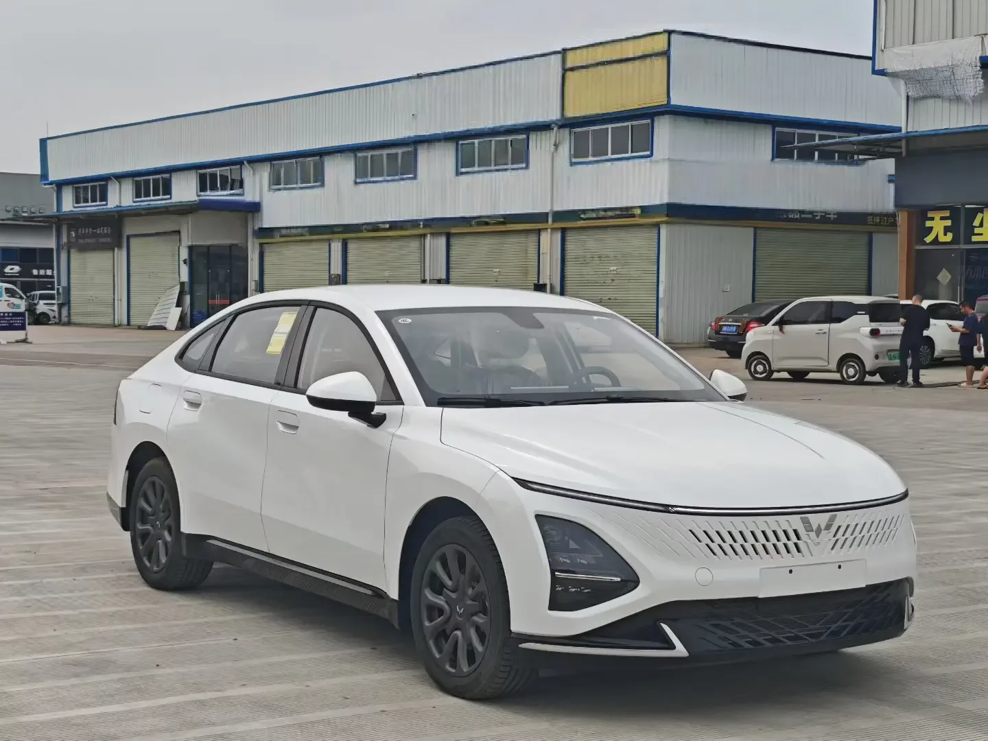 Wuling Starlight PHEV