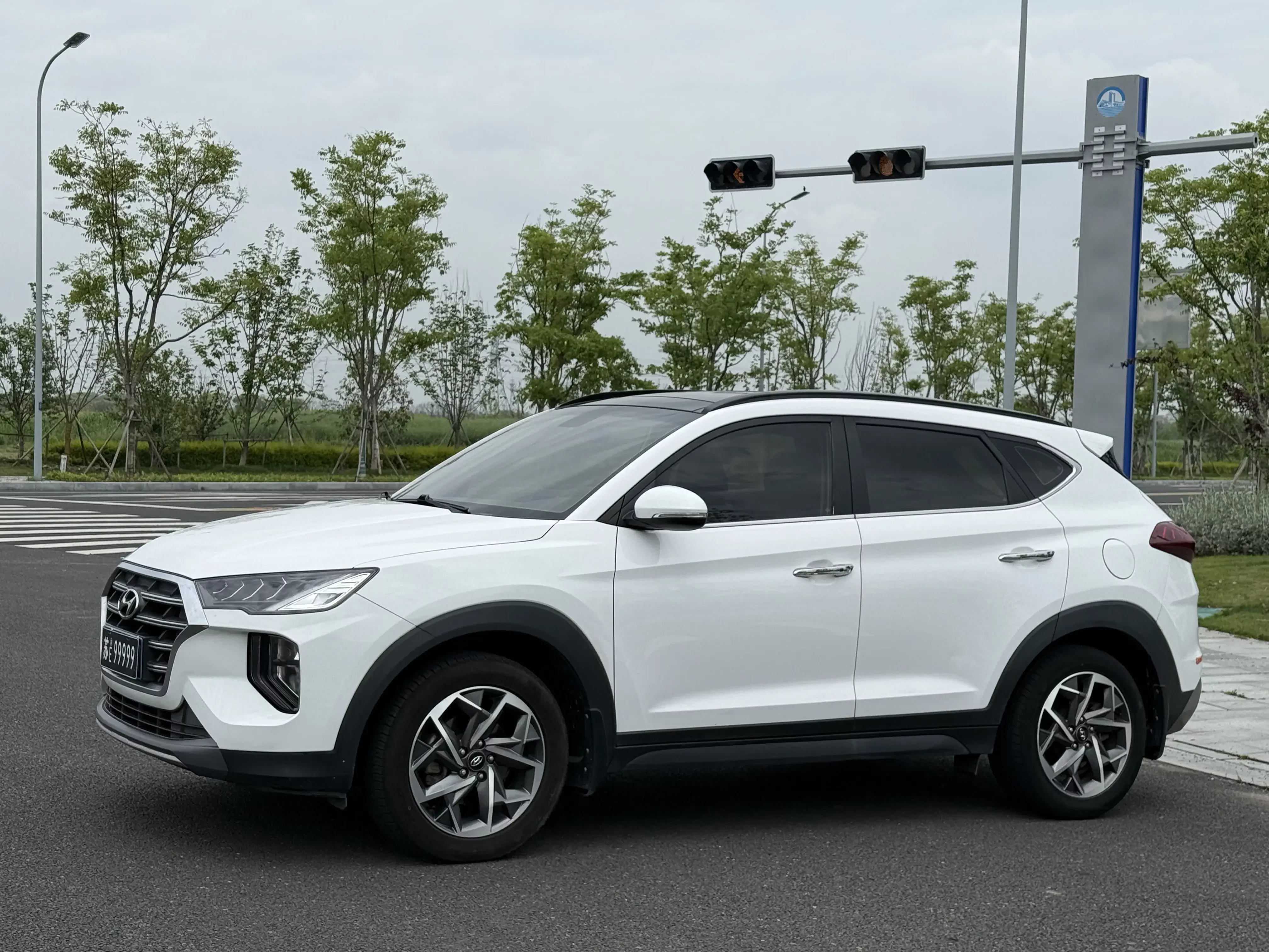 Hyundai Tucson L
