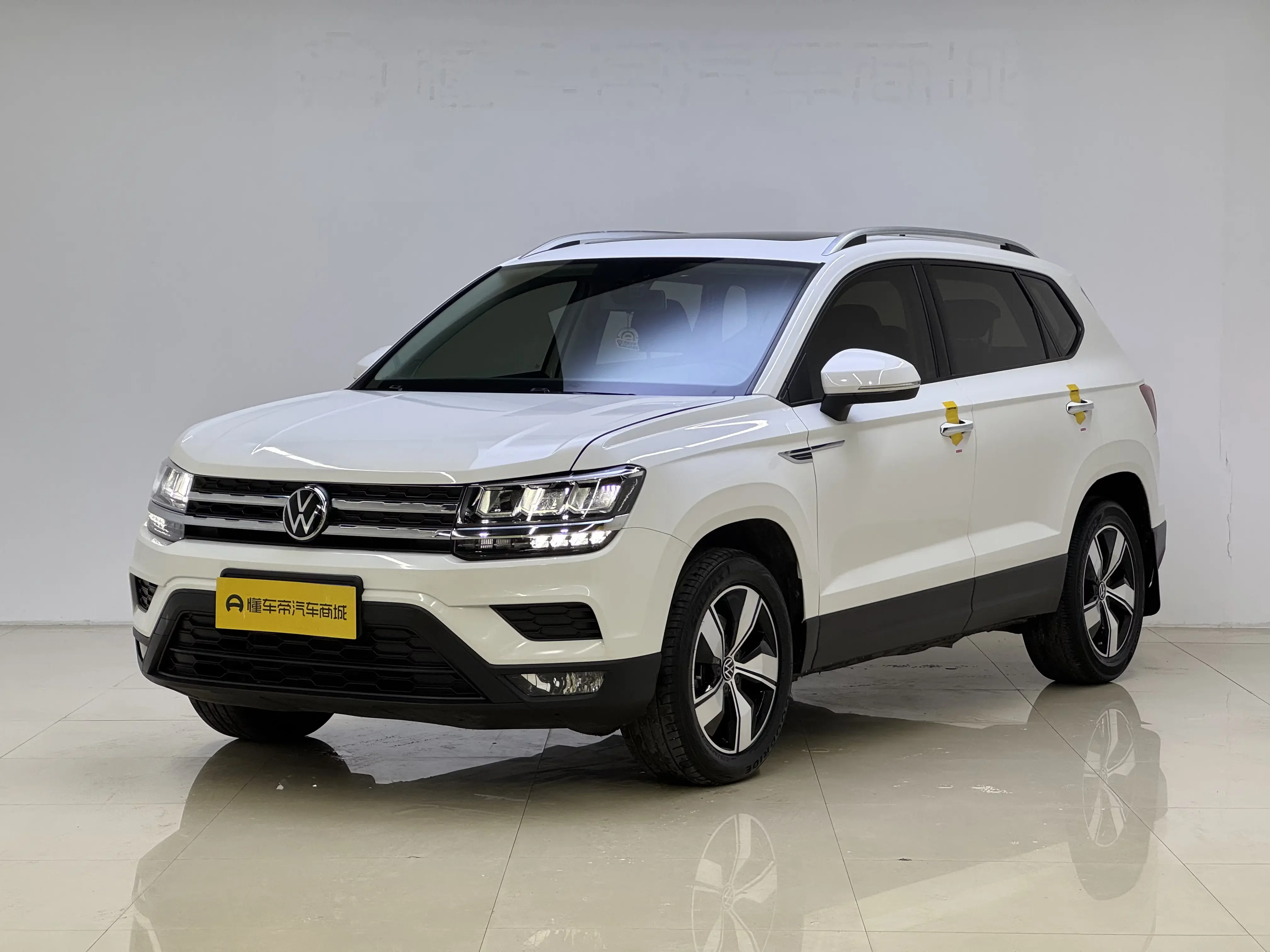 Volkswagen Tharu