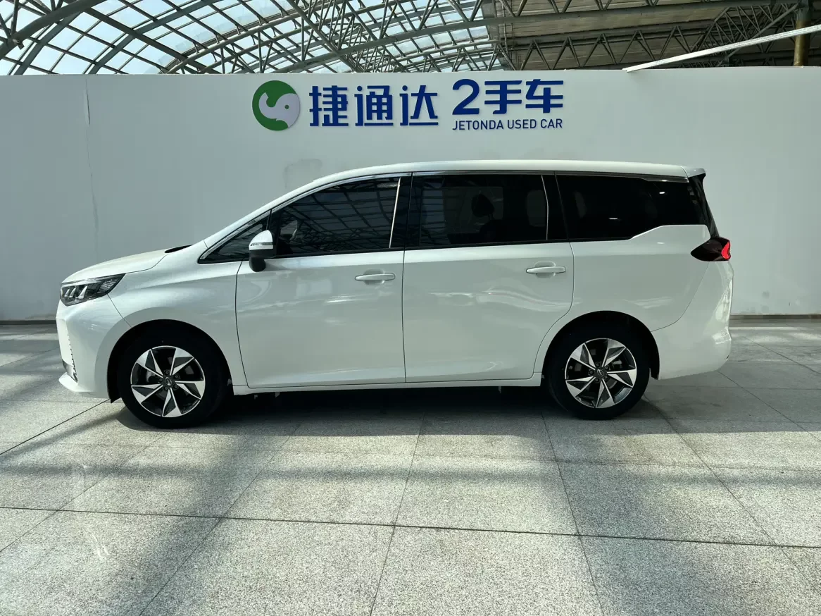 GAC Trumpchi M6