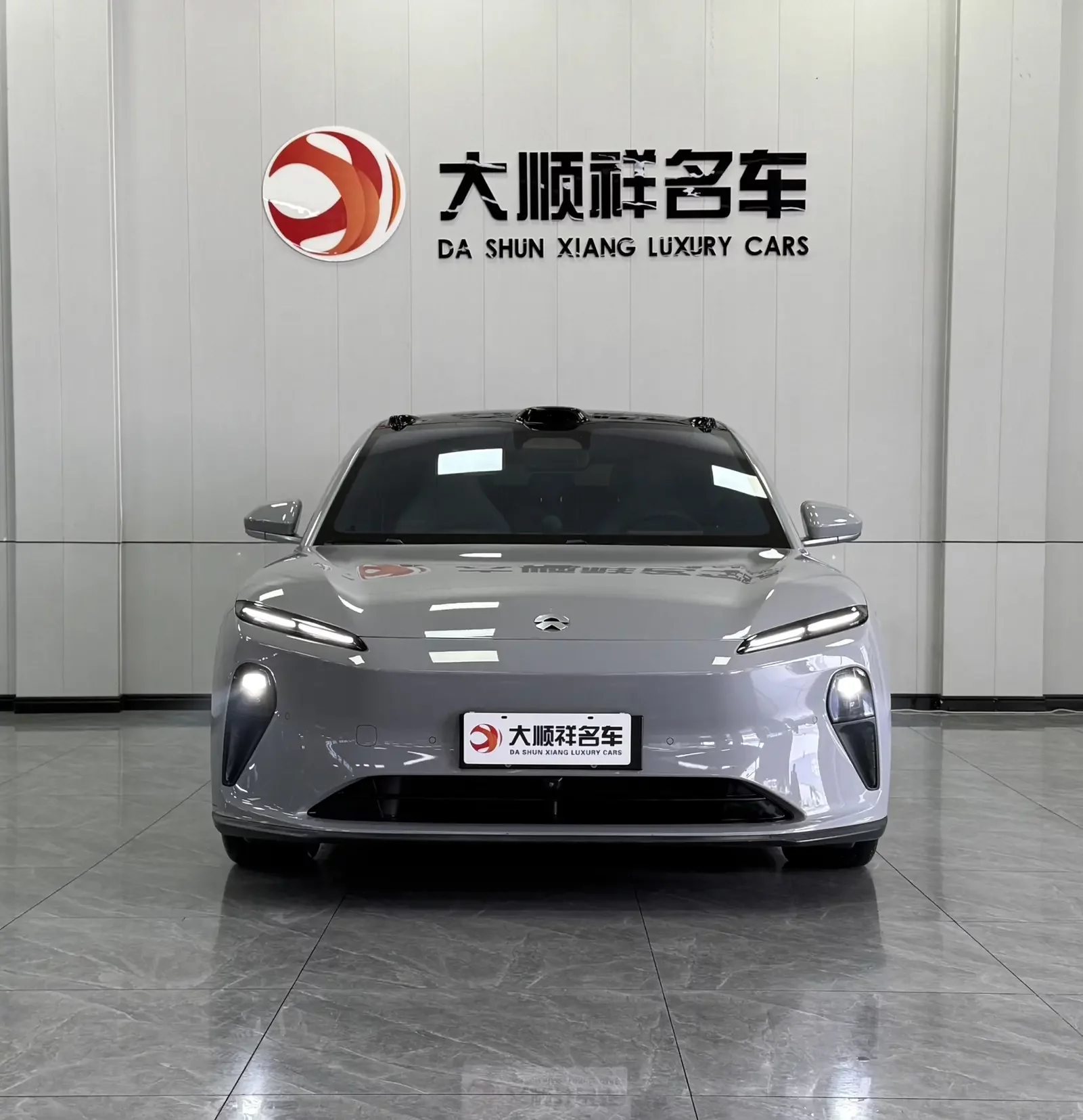 NIO ET5  из Китая