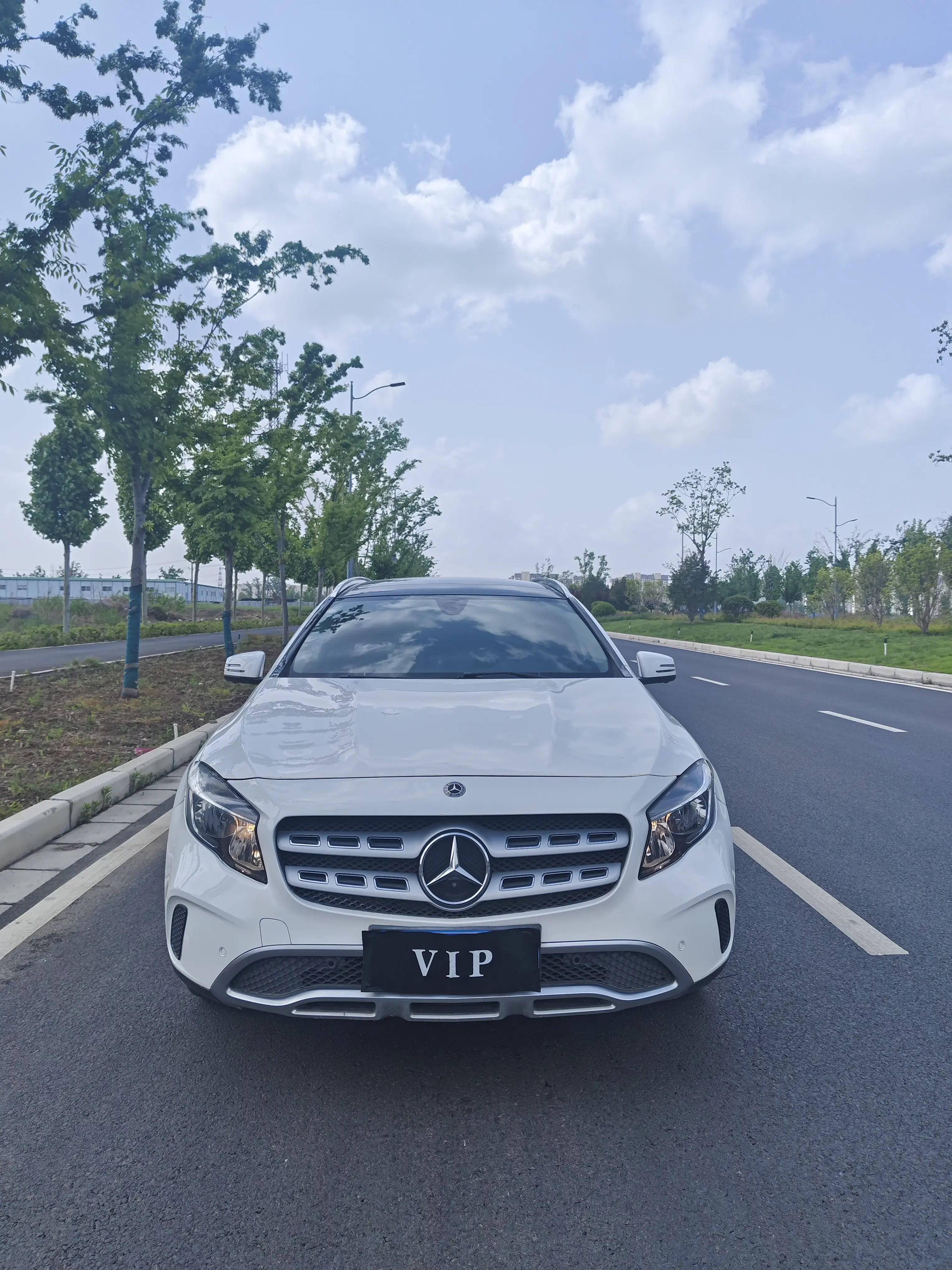 Mercedes-Benz GLA