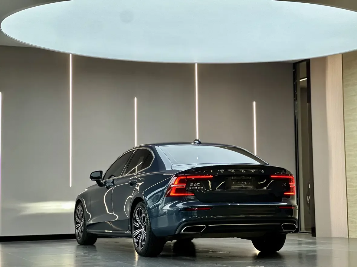 Volvo S60