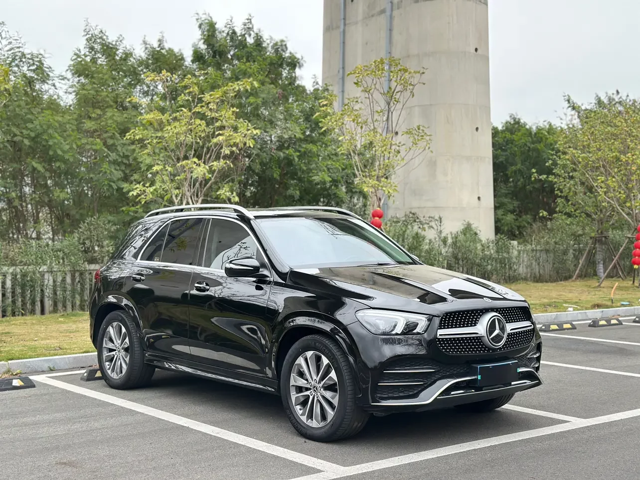 Mercedes-Benz GLE (Imported)