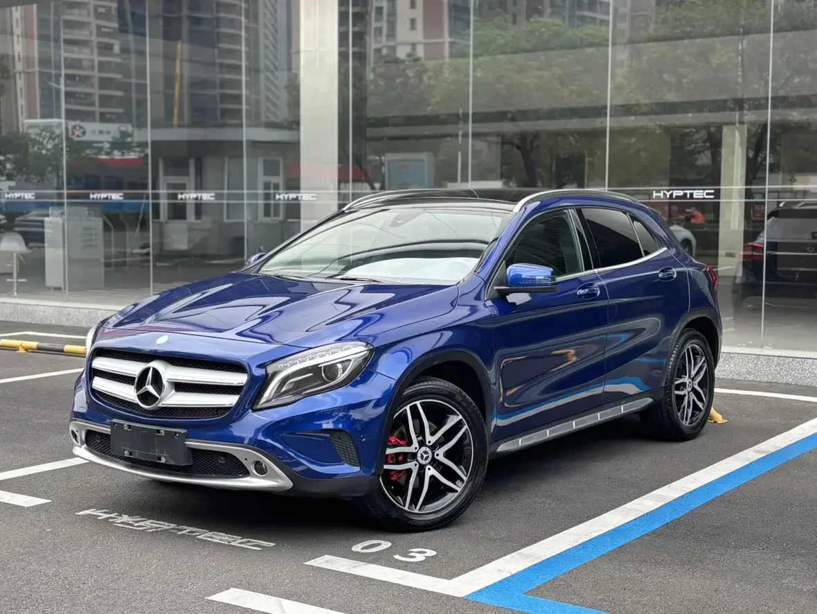 Mercedes-Benz GLA