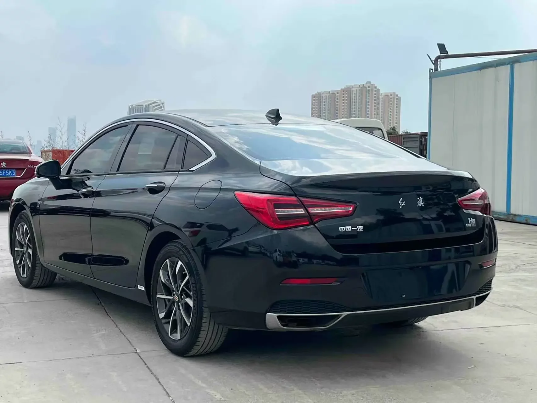 Hongqi H5 classic